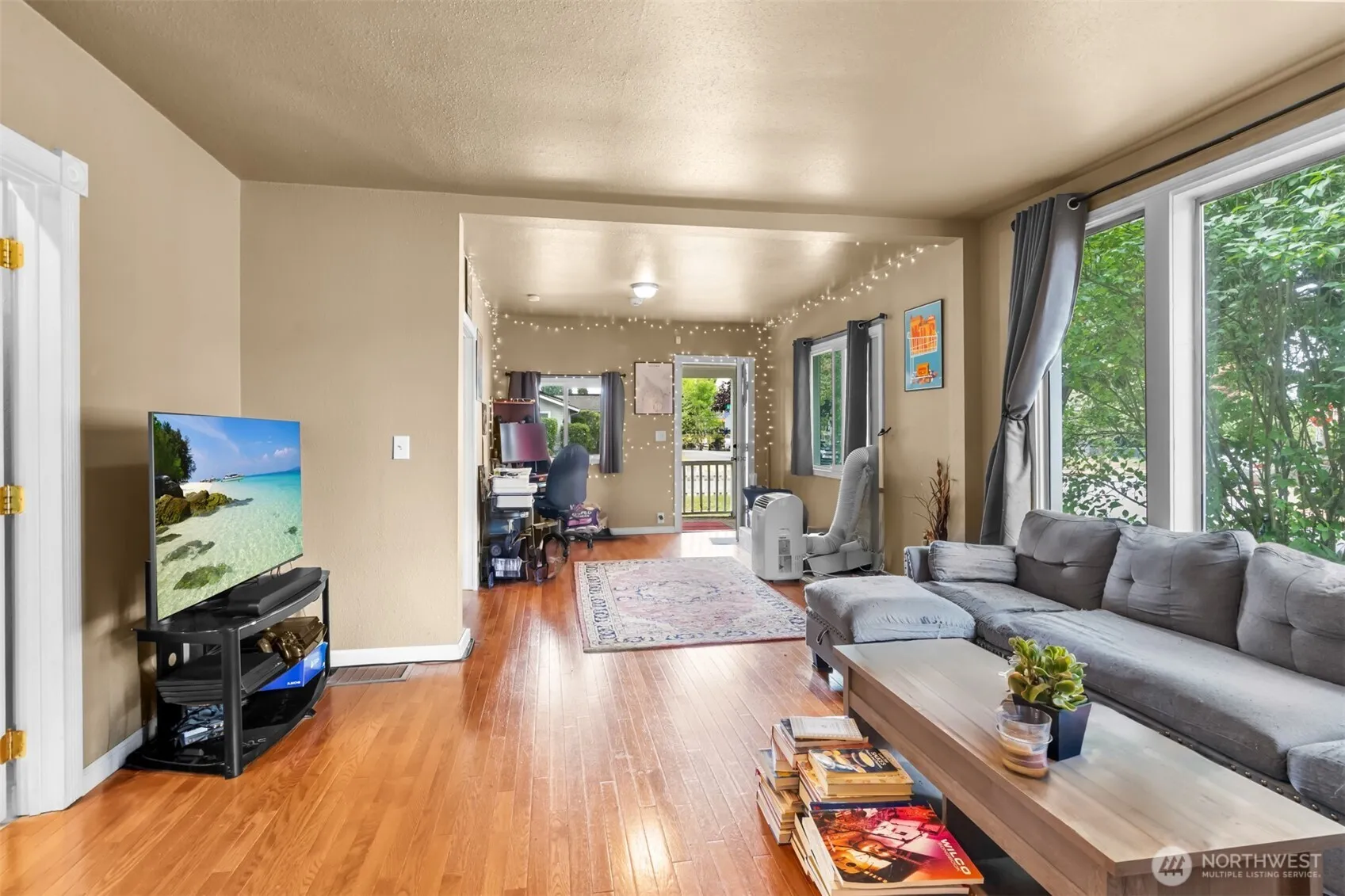 Property photo for 715 S Oakes Street, Tacoma photo 4
