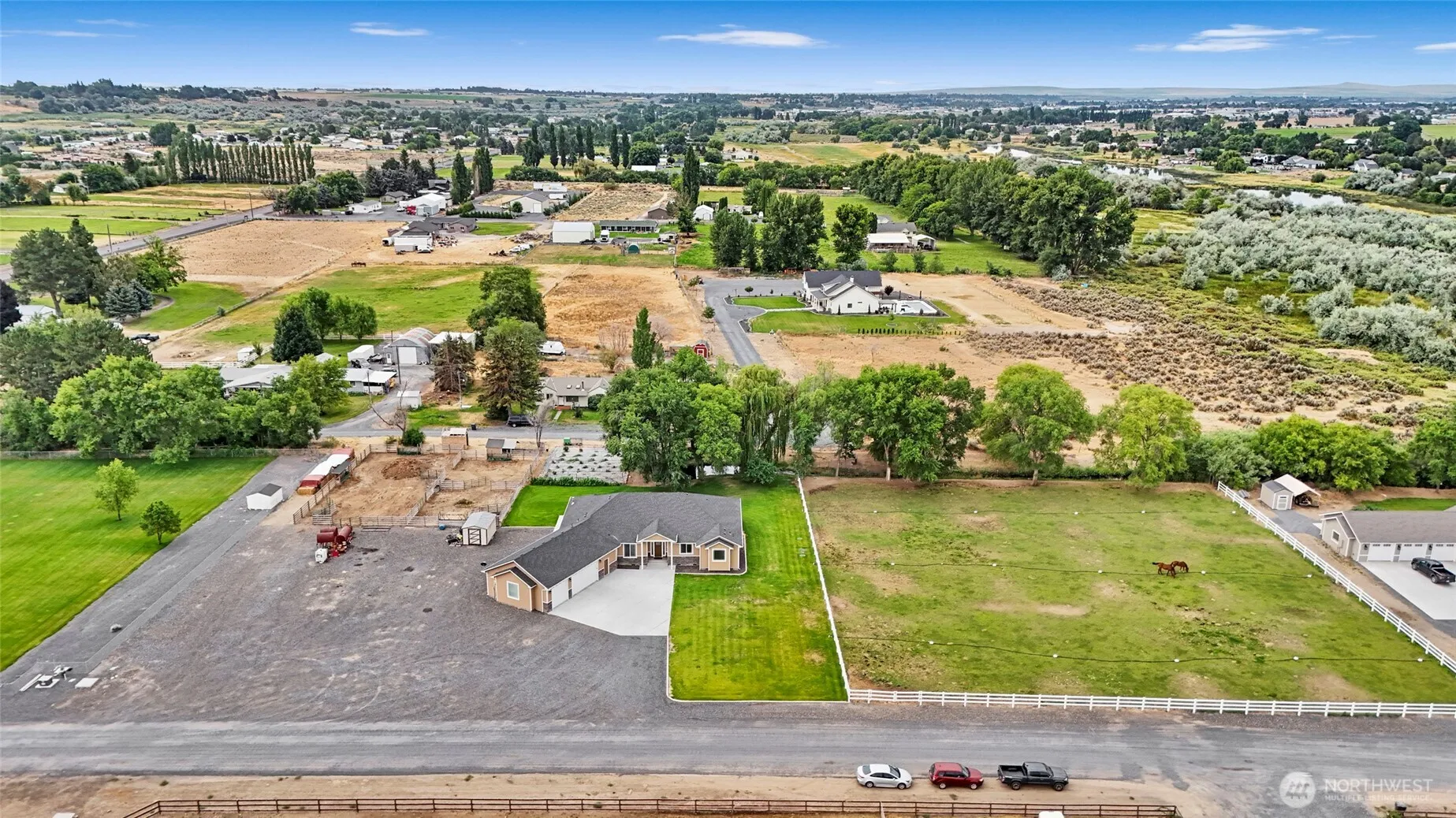 Property photo for 10875 Road 5.6 Ne, Moses Lake photo 4