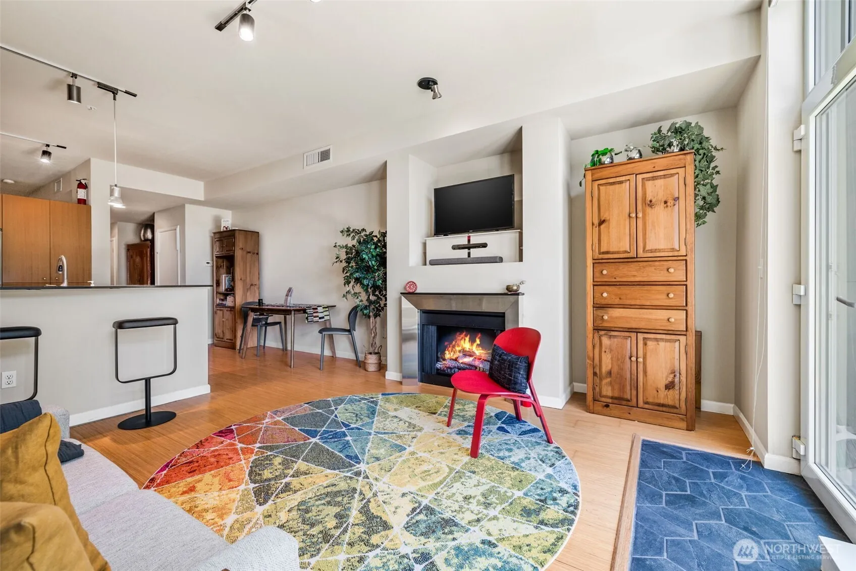 Property photo for 17 W Mercer Street #206, Seattle photo 4