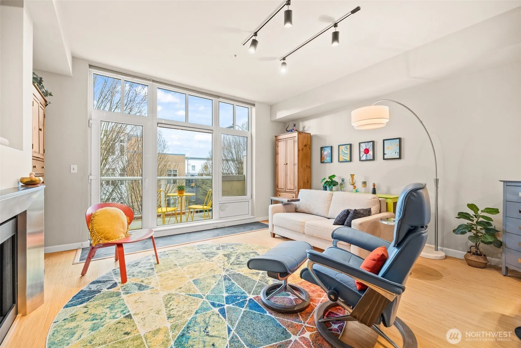 Property photo for 17 W Mercer Street #206, Seattle photo 3
