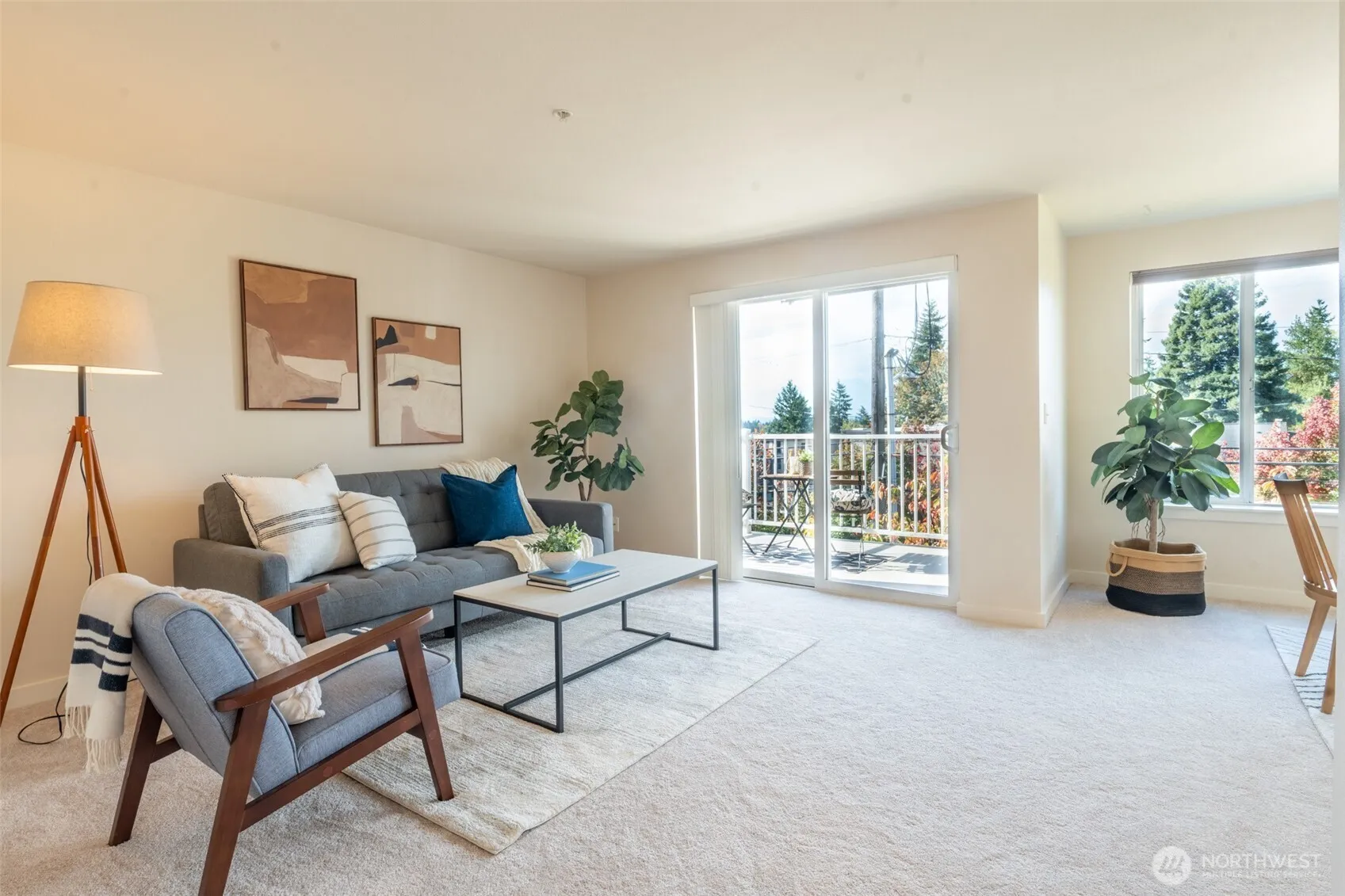 Property photo for 10744 Greenwood Avenue N #302, Seattle photo 4