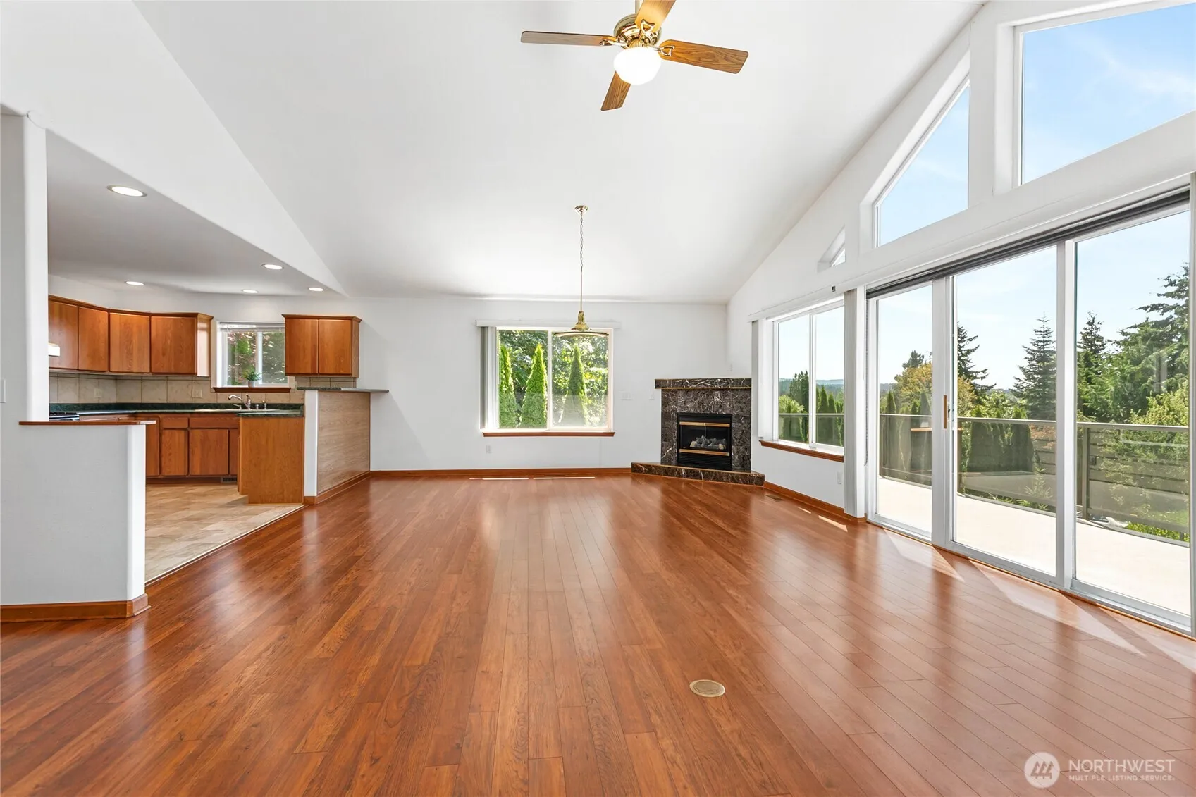Property photo for 3004 Haggin Street, Bellingham photo 5