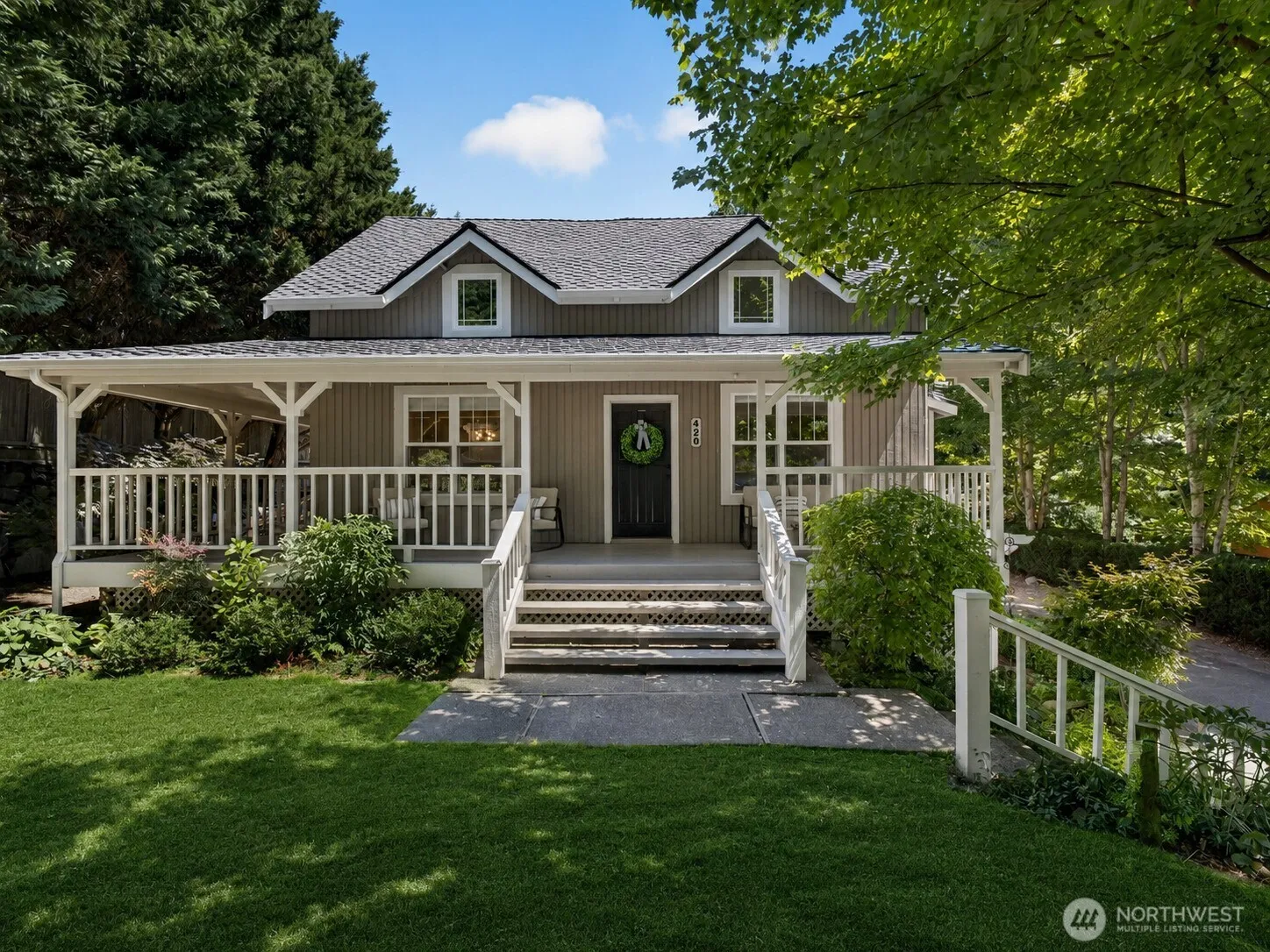 Property photo for 420 222nd Avenue Ne, Sammamish