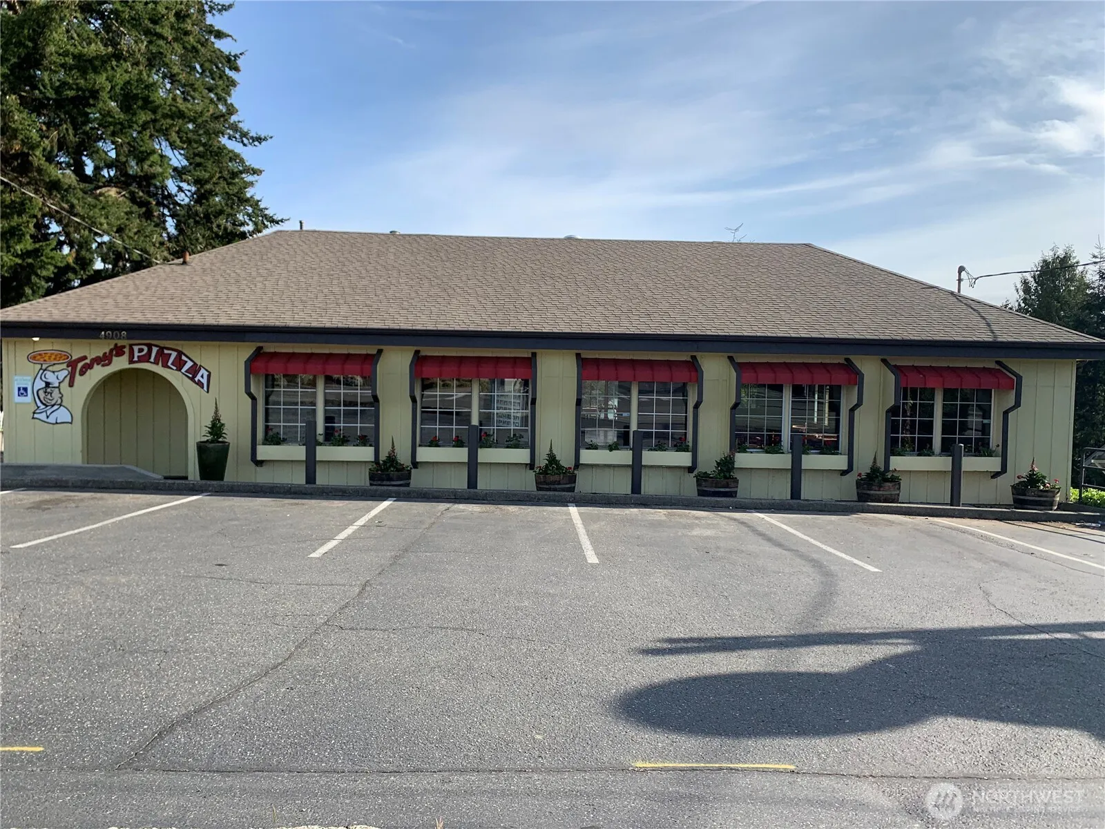 Property photo for 4908 Kitsap Way, Bremerton