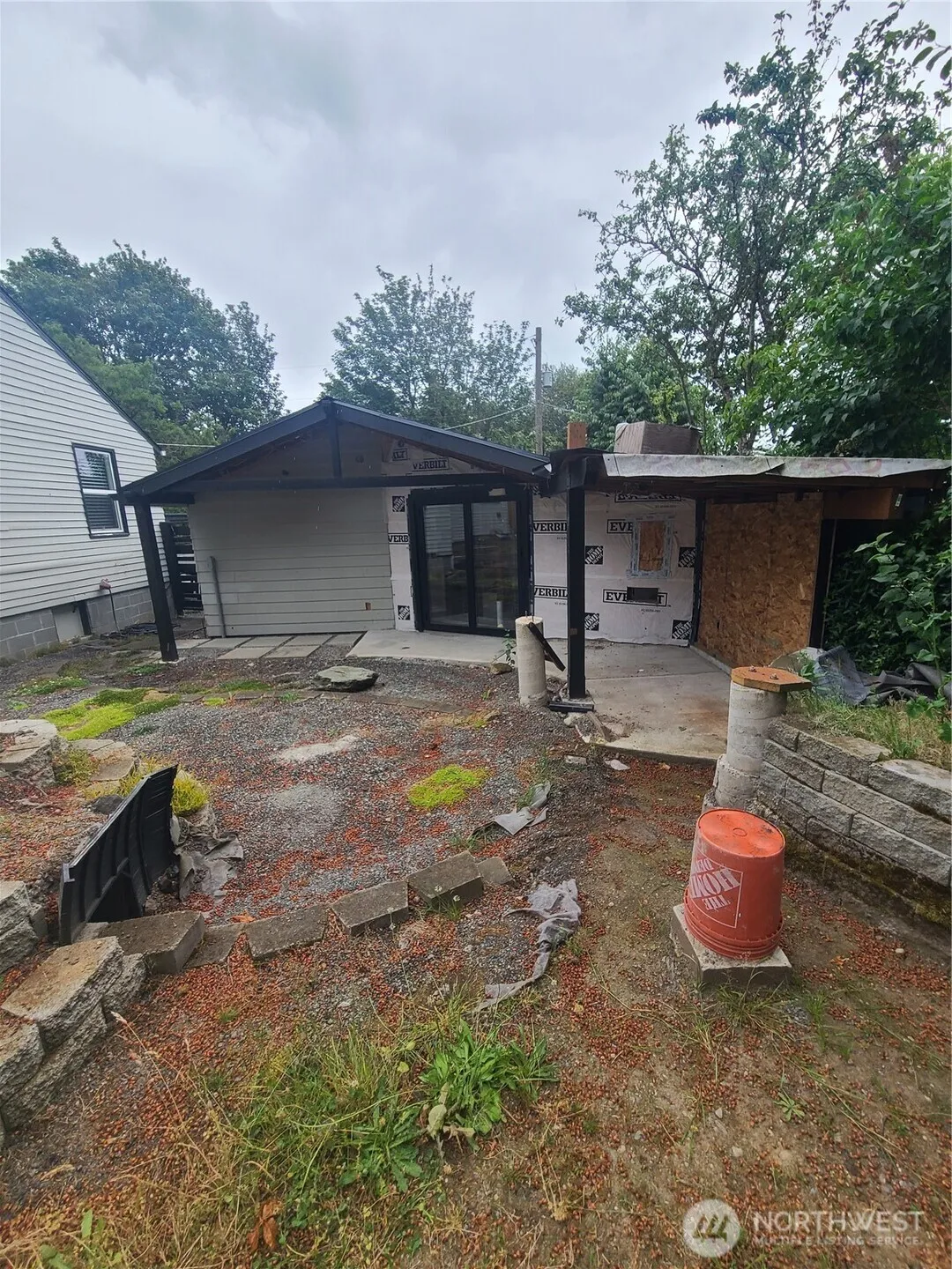 Property photo for 11335 Sunnyside Avenue N, Seattle photo 5
