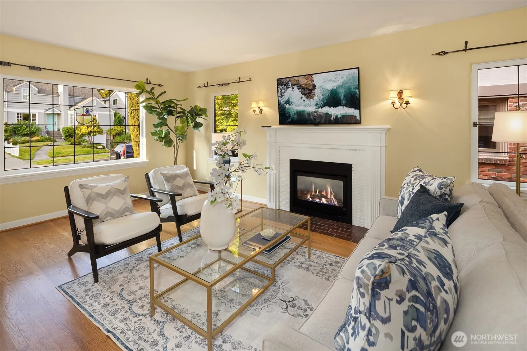 Property photo for 4319 Ne 44th Street, Seattle photo 3