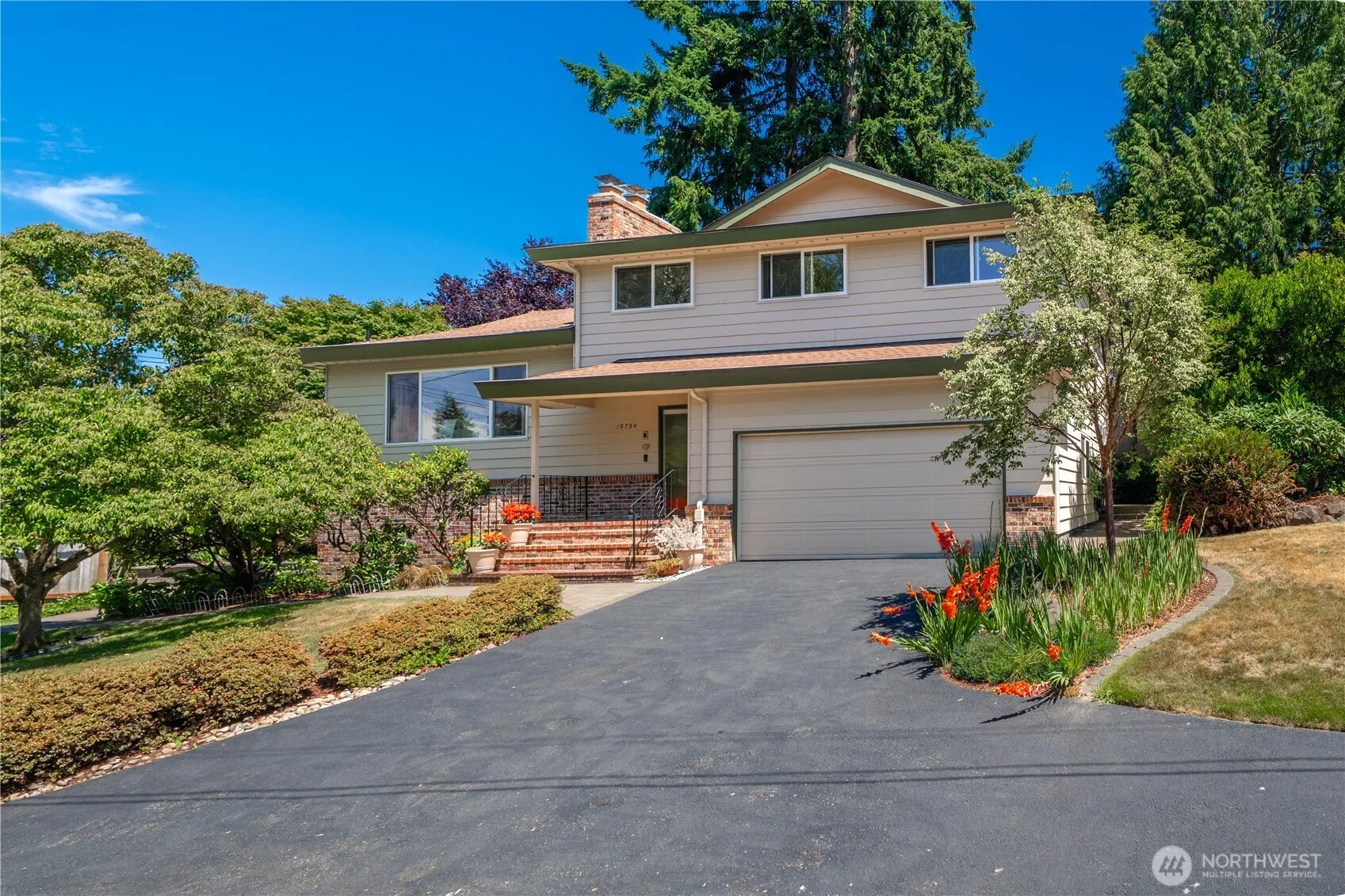 Property photo for 15734 14th Avenue Sw, Burien