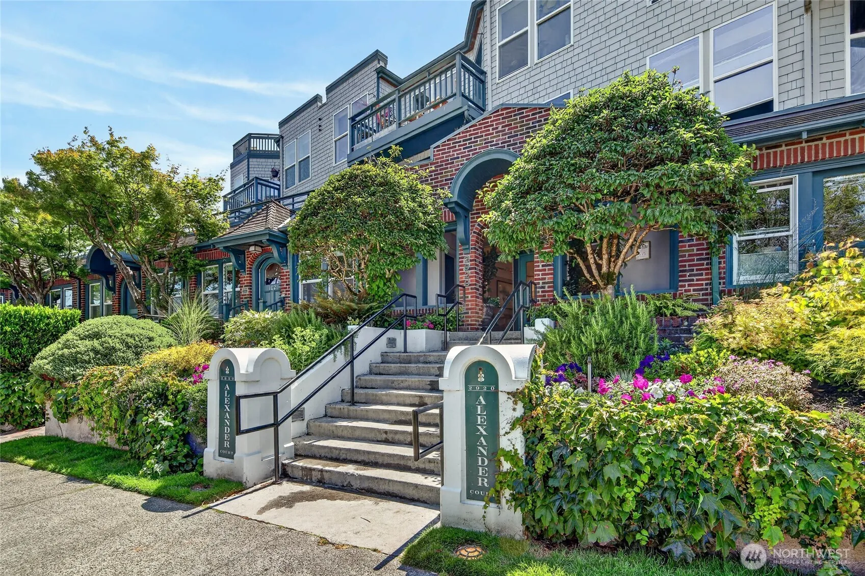 Property photo for 2920 Alki Avenue Sw #207, Seattle photo 5