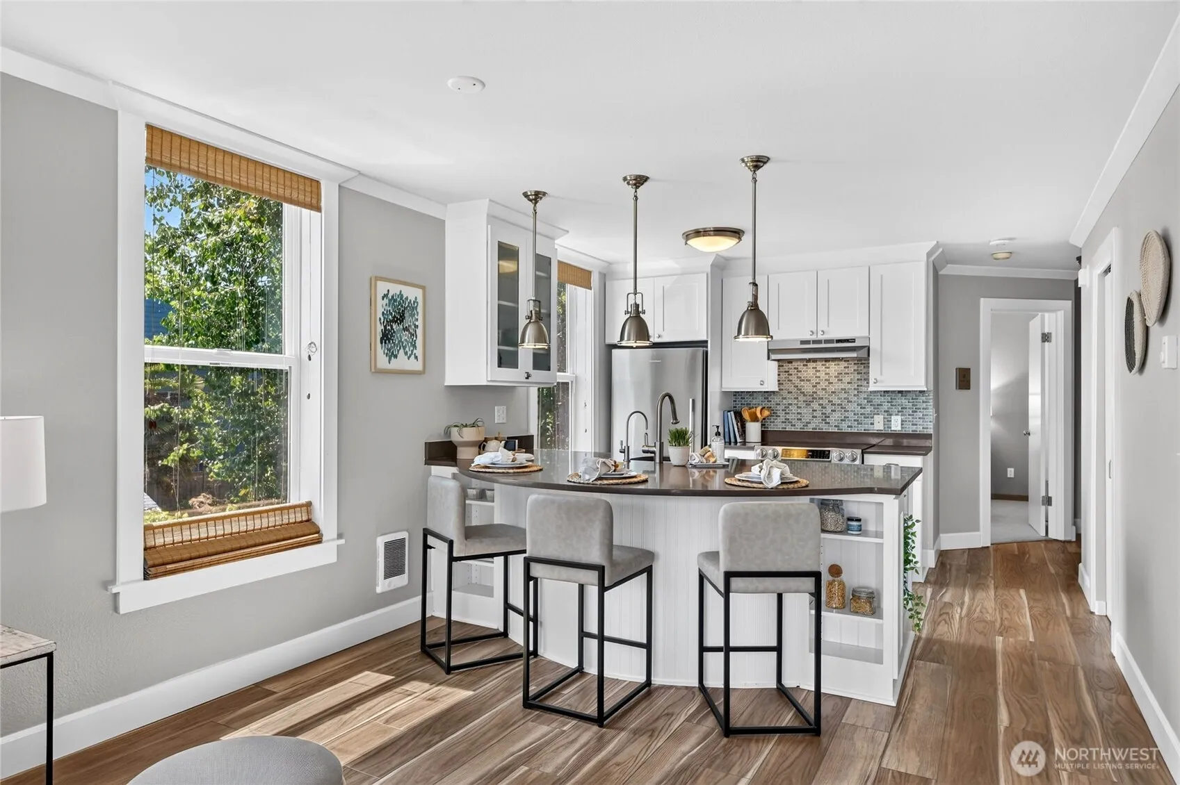 Property photo for 2920 Alki Avenue Sw #207, Seattle photo 3
