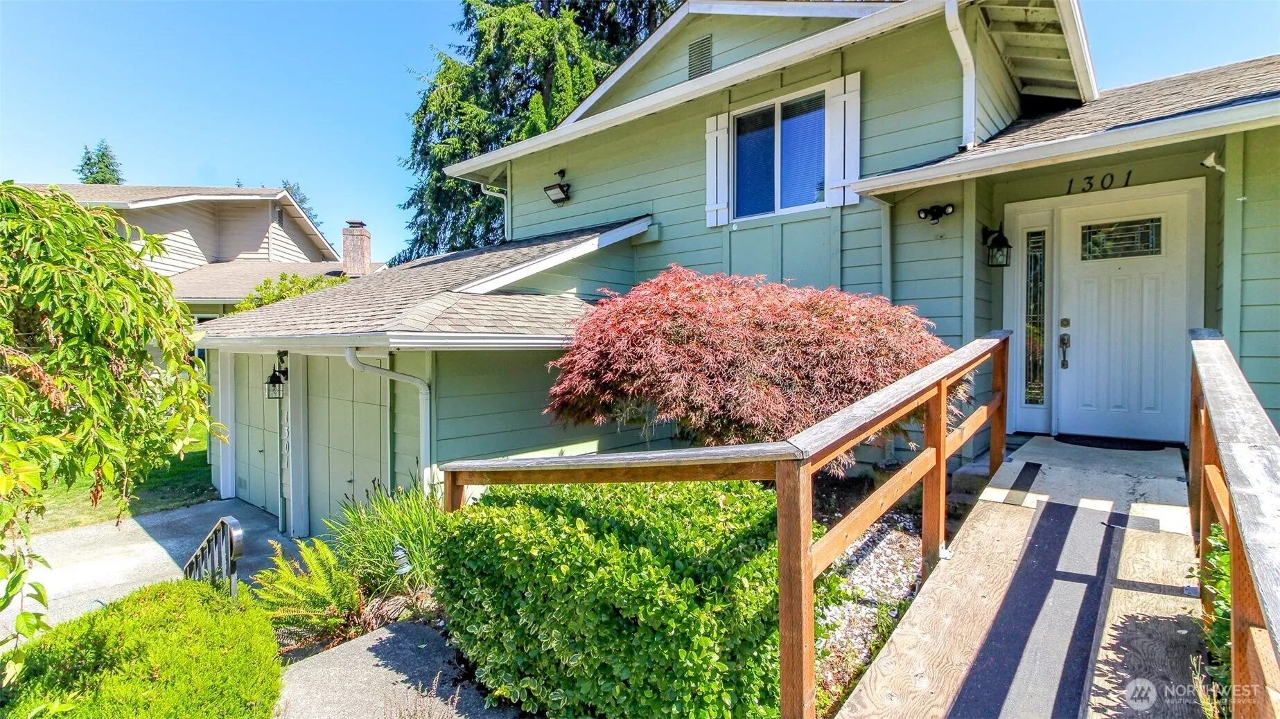 Property photo for 1301 Bel Air Road, Tacoma photo 2