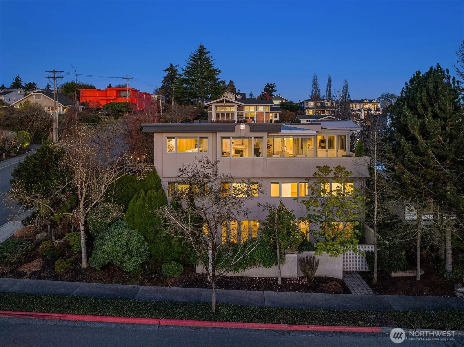 Property photo for 7 10th Avenue, Kirkland photo 3