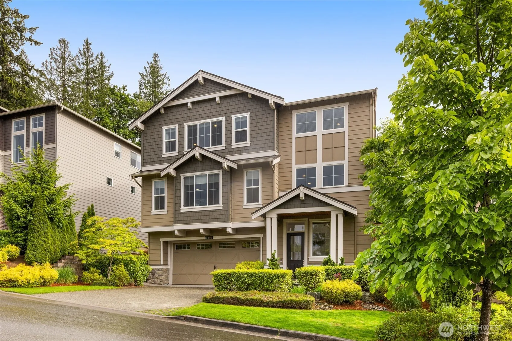 Property photo for 22997 Se 52nd Street, Issaquah photo 2