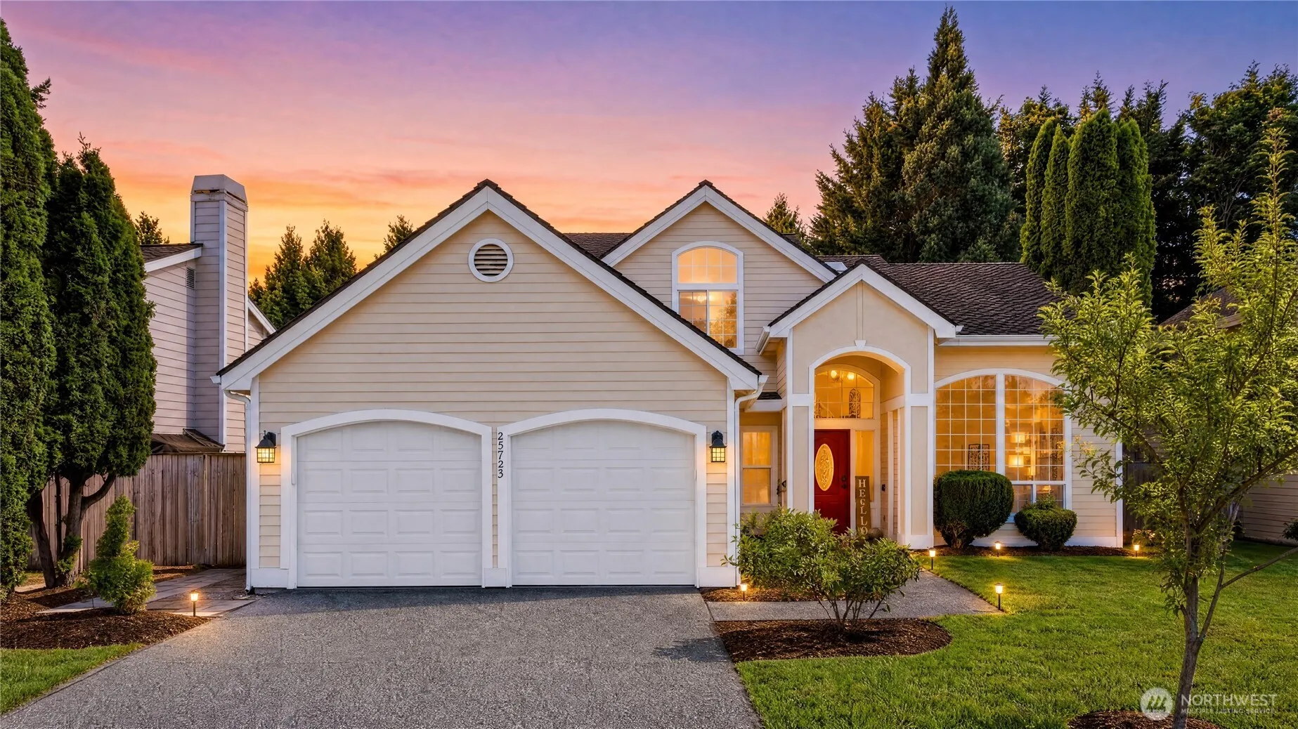 Property photo for 25723 Se 40th Street, Sammamish