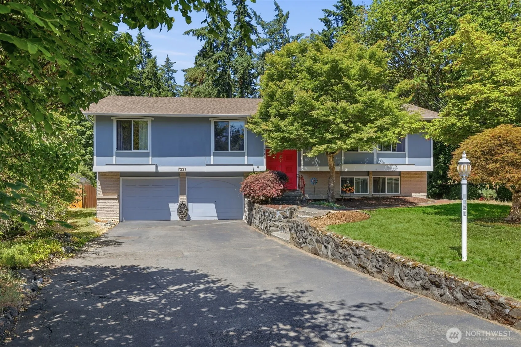 Property photo for 7221 Topaz Court Sw, Lakewood