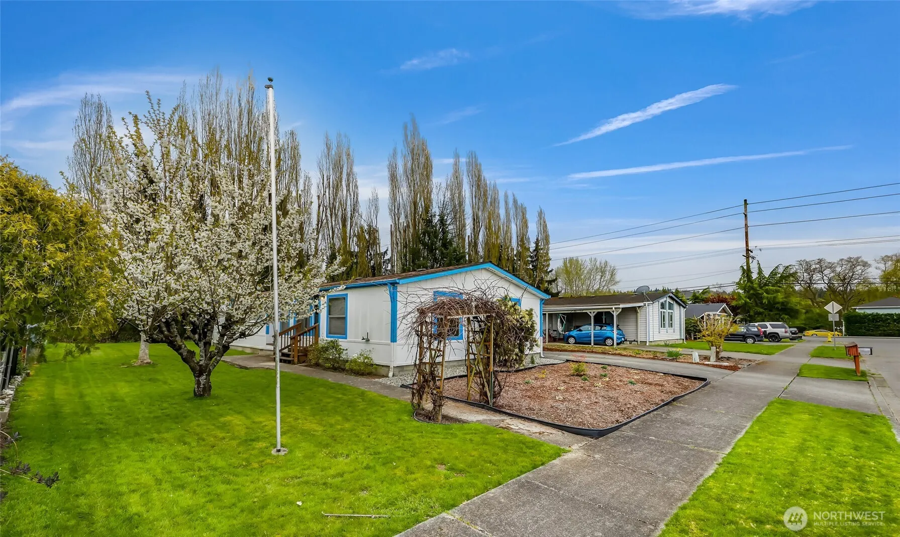 Property photo for 1710 N 33rd Place, Mount Vernon