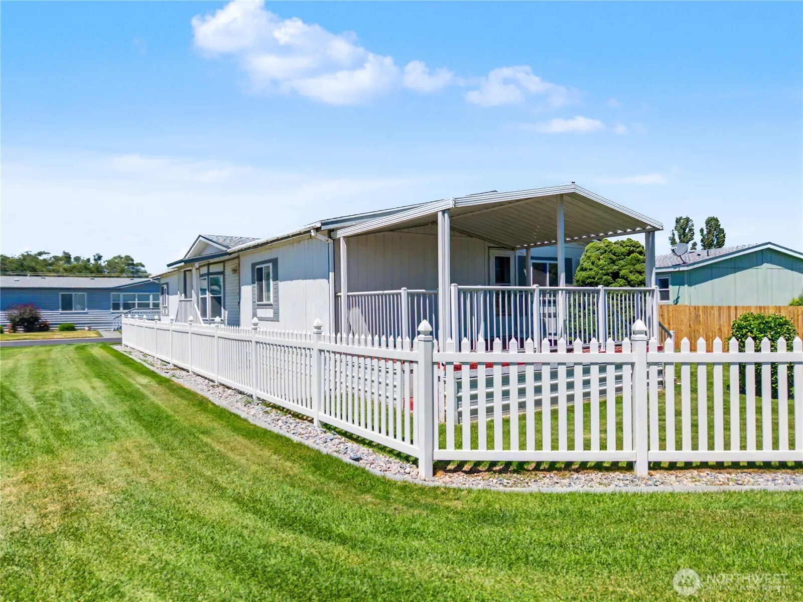 Property photo for 2240 W Broadway Avenue #251, Moses Lake photo 3