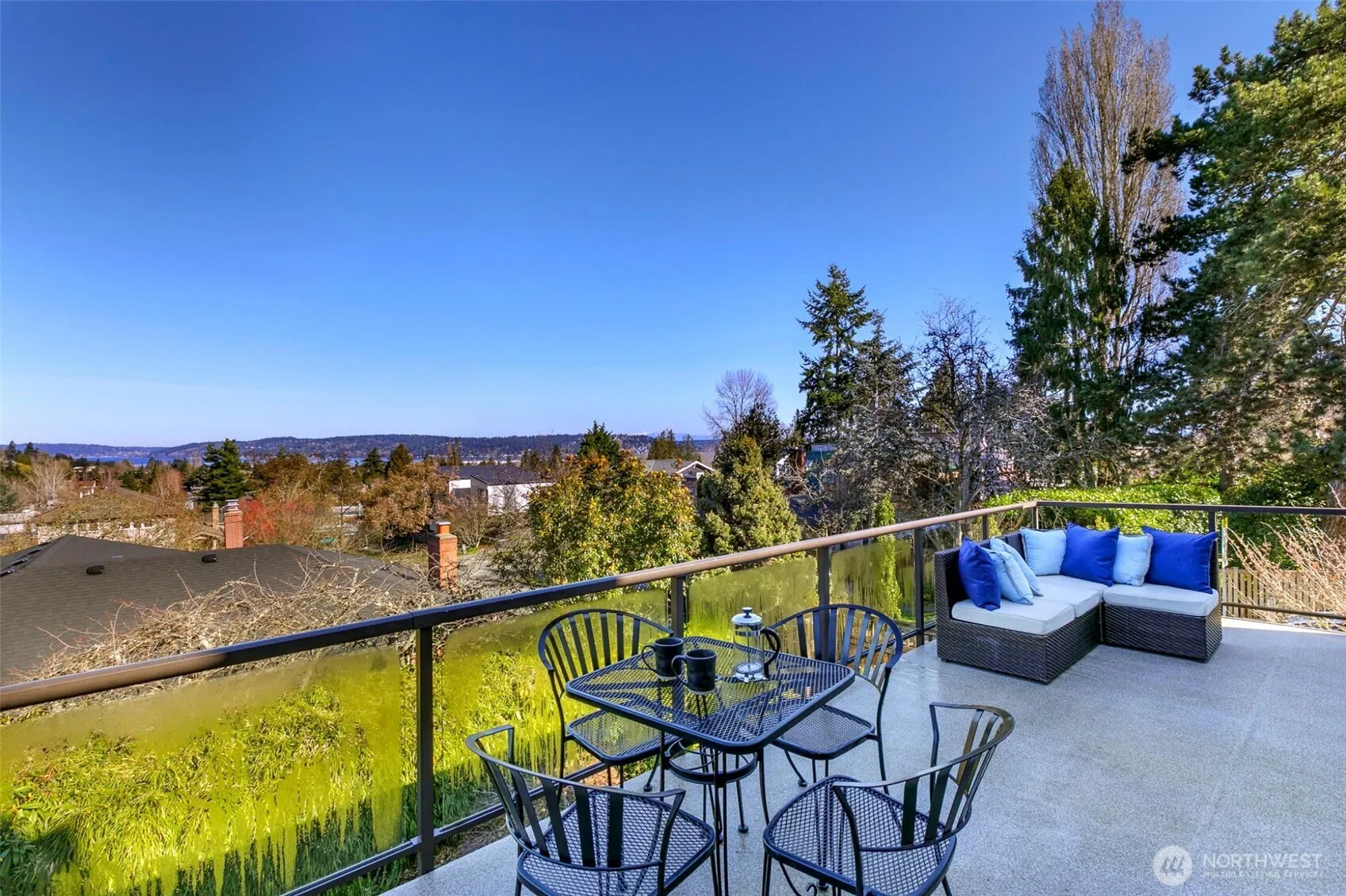 Property photo for 6001 60th Avenue Ne, Seattle photo 5