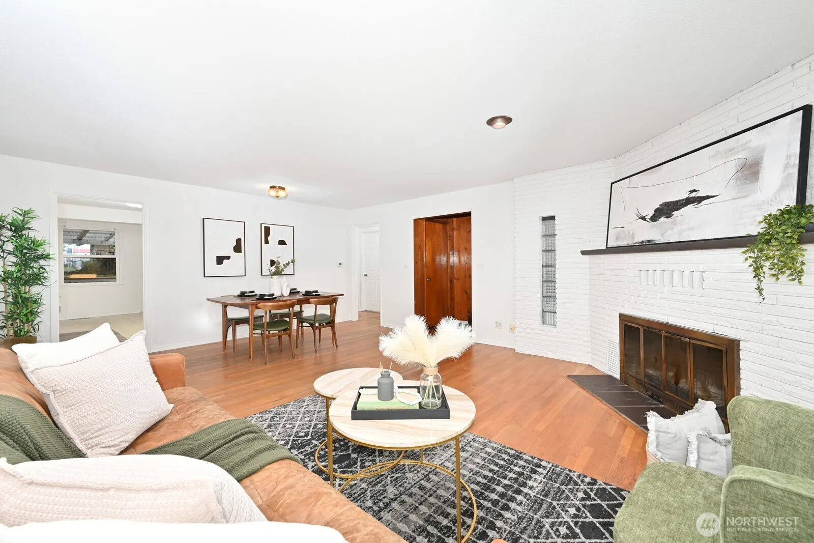 Property photo for 10625 16th Avenue Sw, Seattle photo 5