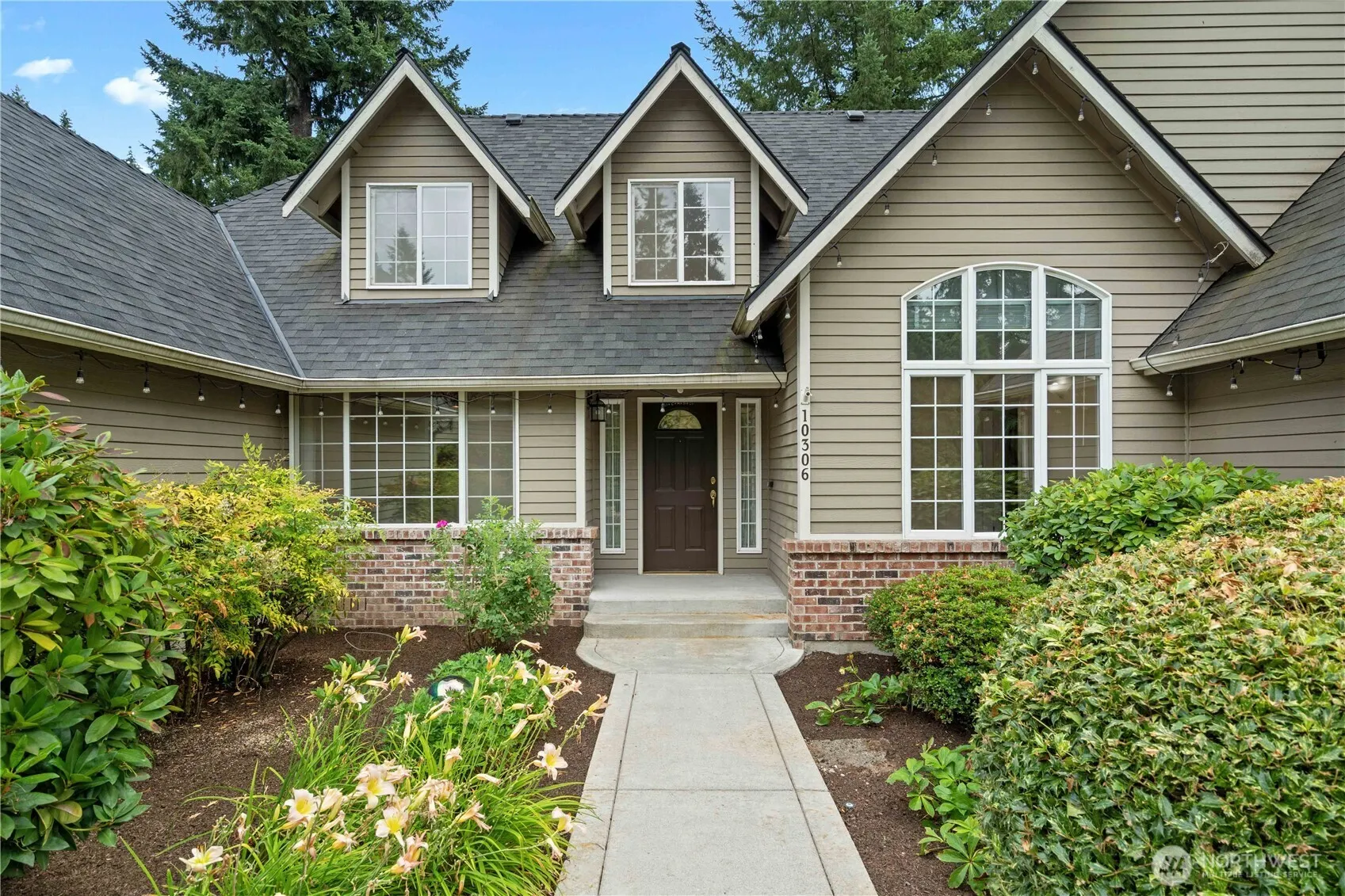 Property photo for 10306 192nd Avenue Ne, Redmond photo 4