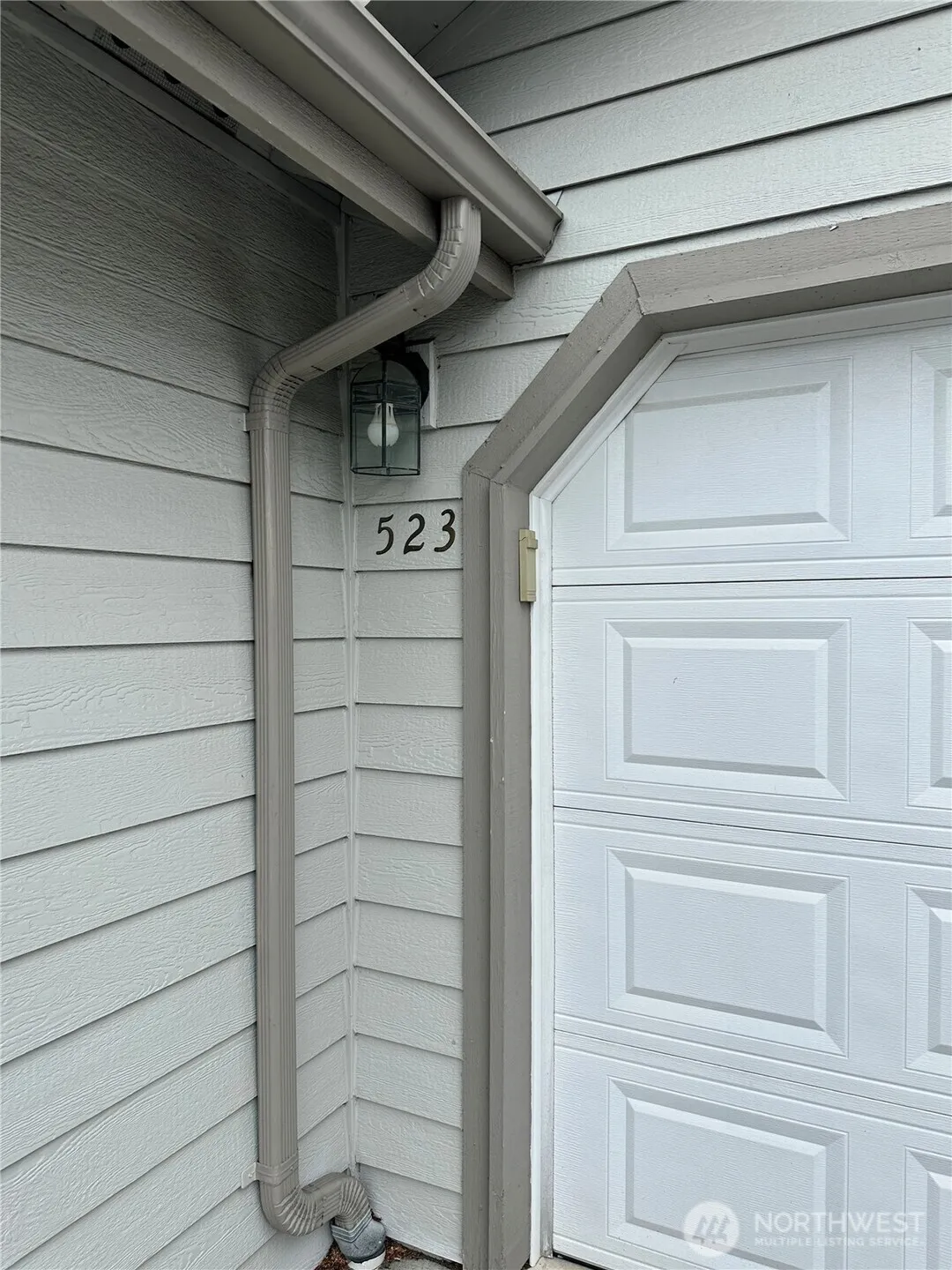 Property photo for 523 W Kellogg Road, Bellingham photo 2