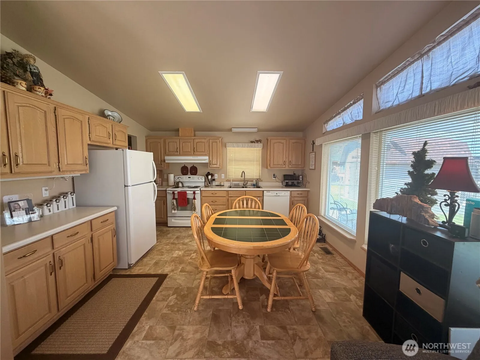 Property photo for 616 Hunter Avenue Sw, Quincy photo 3