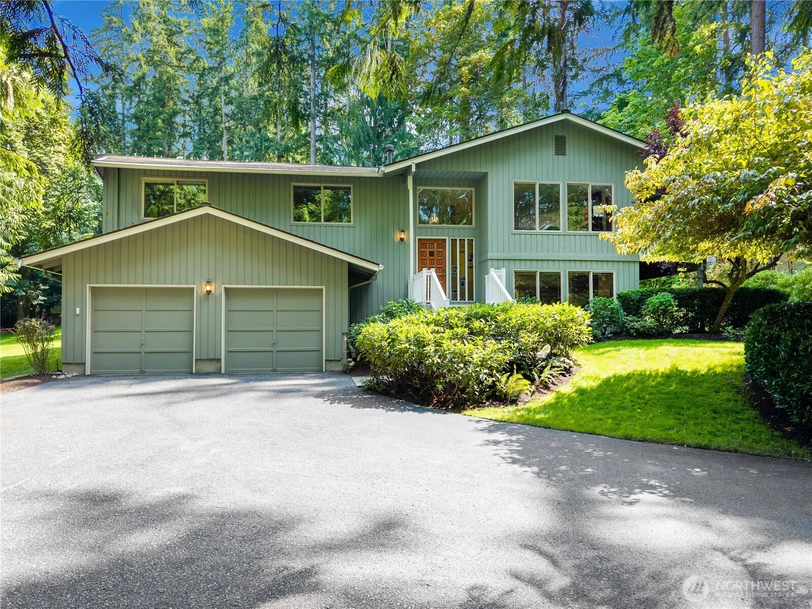 Property photo for 21415 Se 16th Place, Sammamish