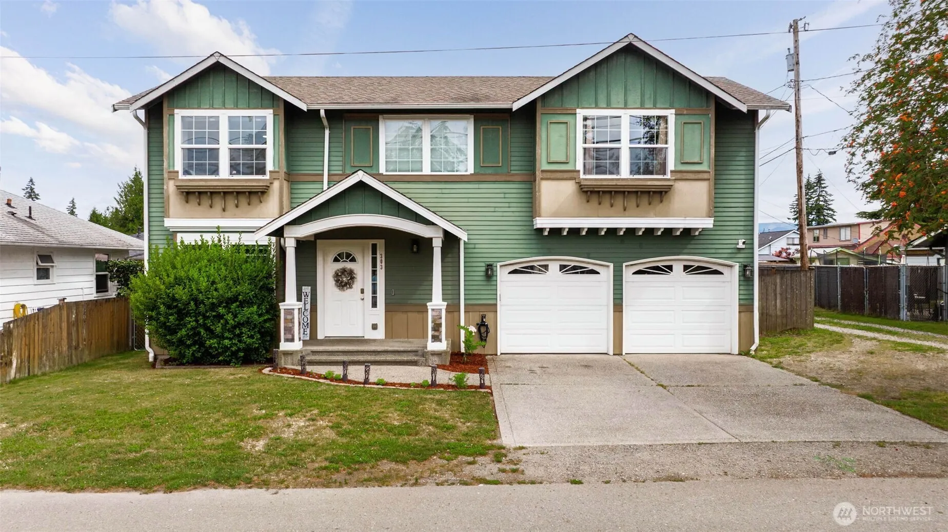Property photo for 303 E Highland Drive, Arlington