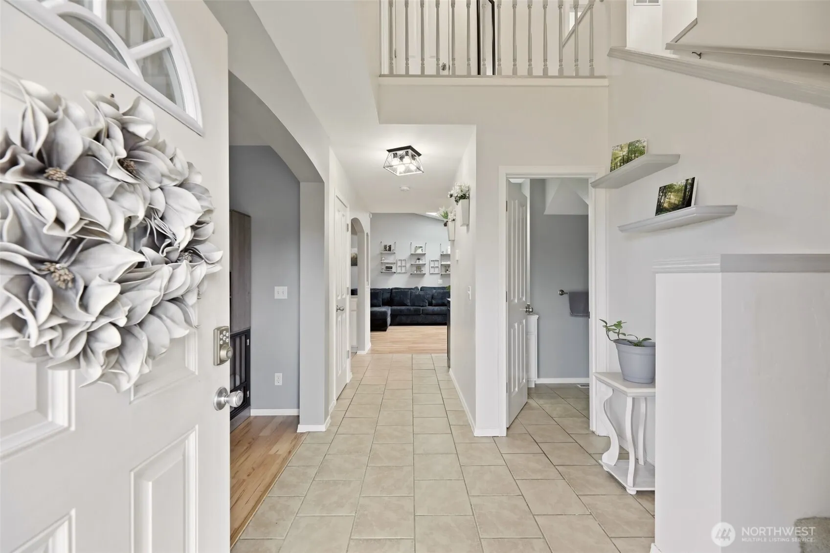 Property photo for 303 E Highland Drive, Arlington photo 4