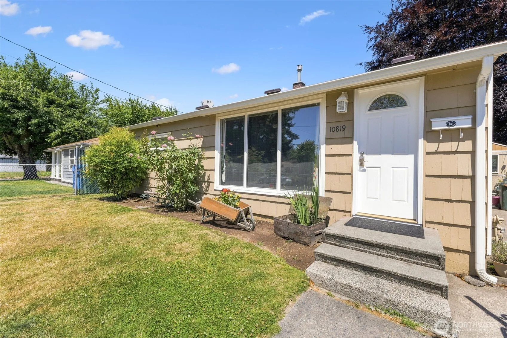 Property photo for 10819 53rd Street Ct E, Puyallup photo 3