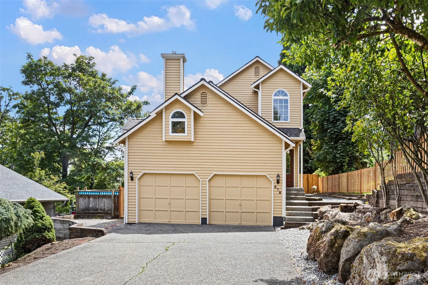 Property photo for 278 Lind Avenue Nw, Renton