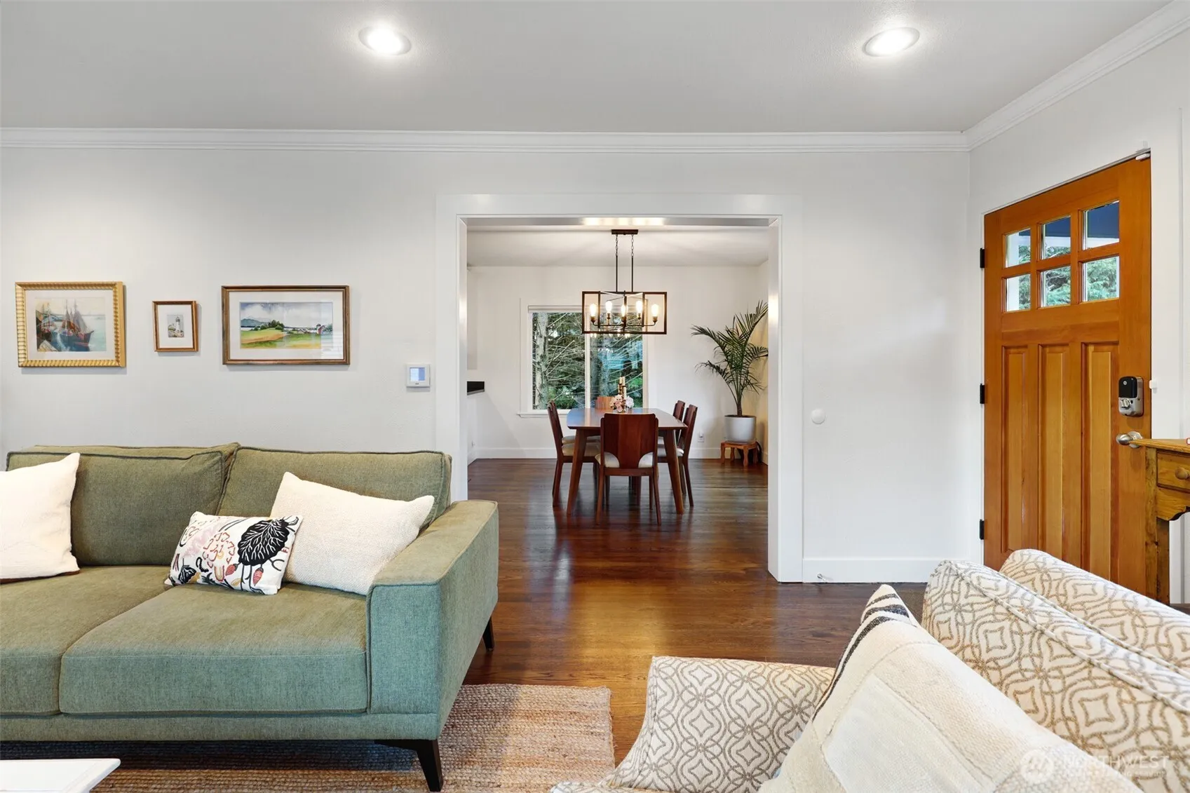 Property photo for 347 29th Avenue, Seattle photo 3