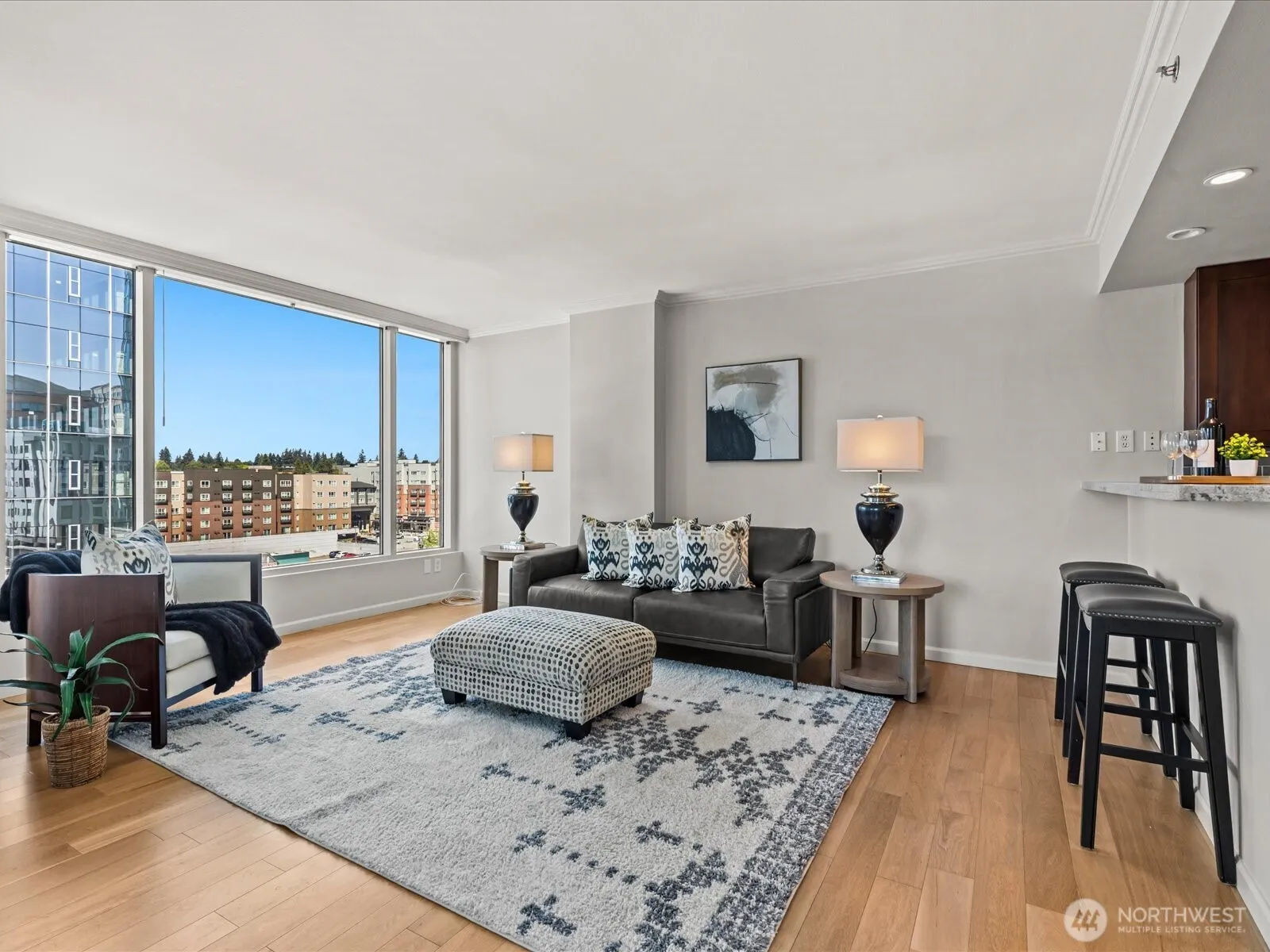 Property photo for 177 107th Avenue Ne #816, Bellevue photo 3