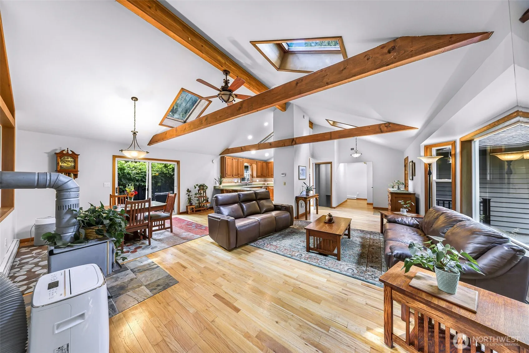 Property photo for 3 Misty Ridge Court, Bellingham photo 5