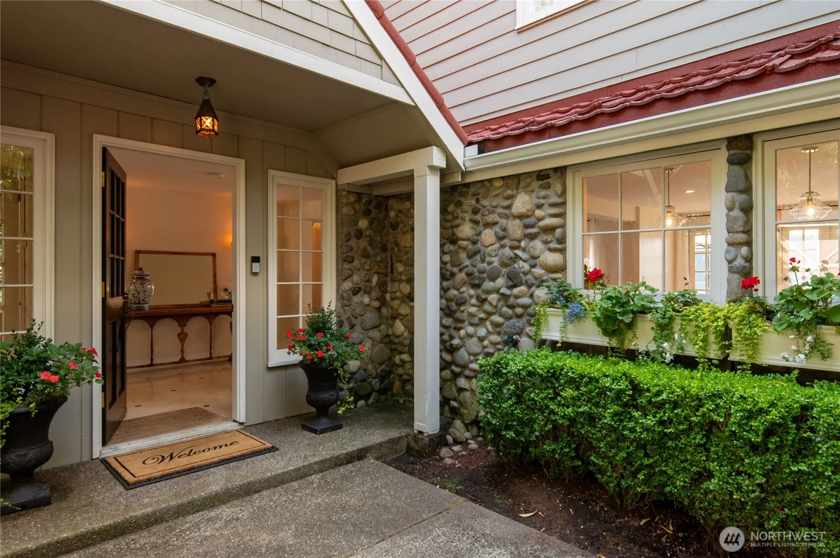Property photo for 2425 Marine Drive, Bremerton photo 4