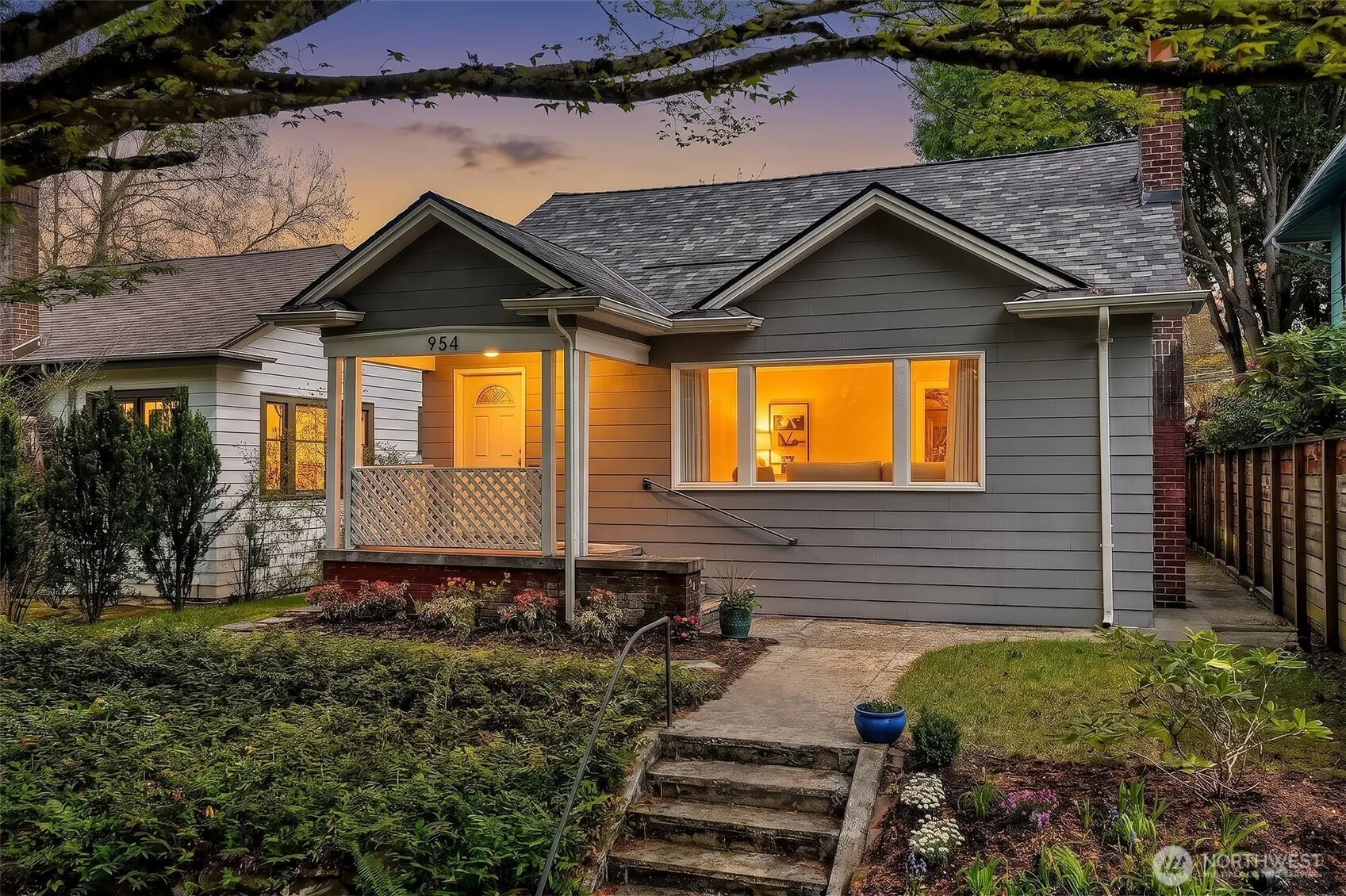Property photo for 954 19th Avenue E, Seattle