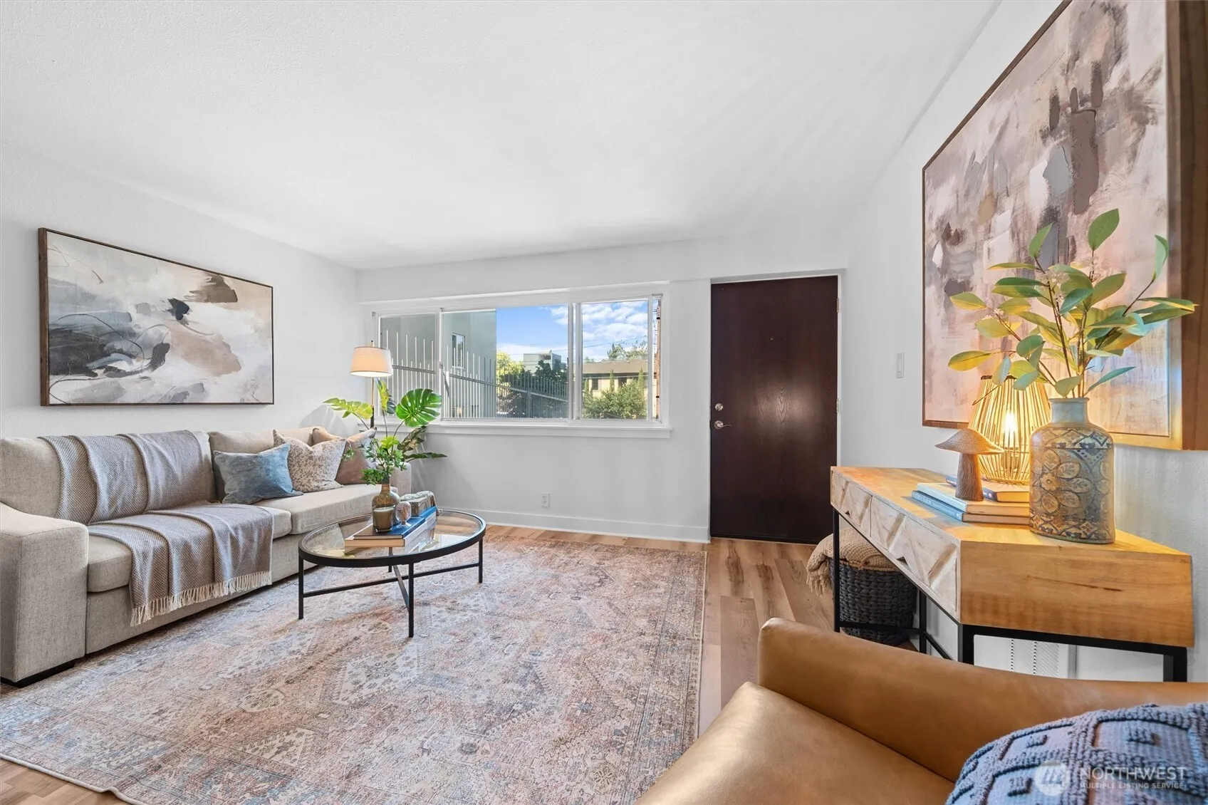 Property photo for 752 Bellevue Avenue E #212, Seattle photo 2