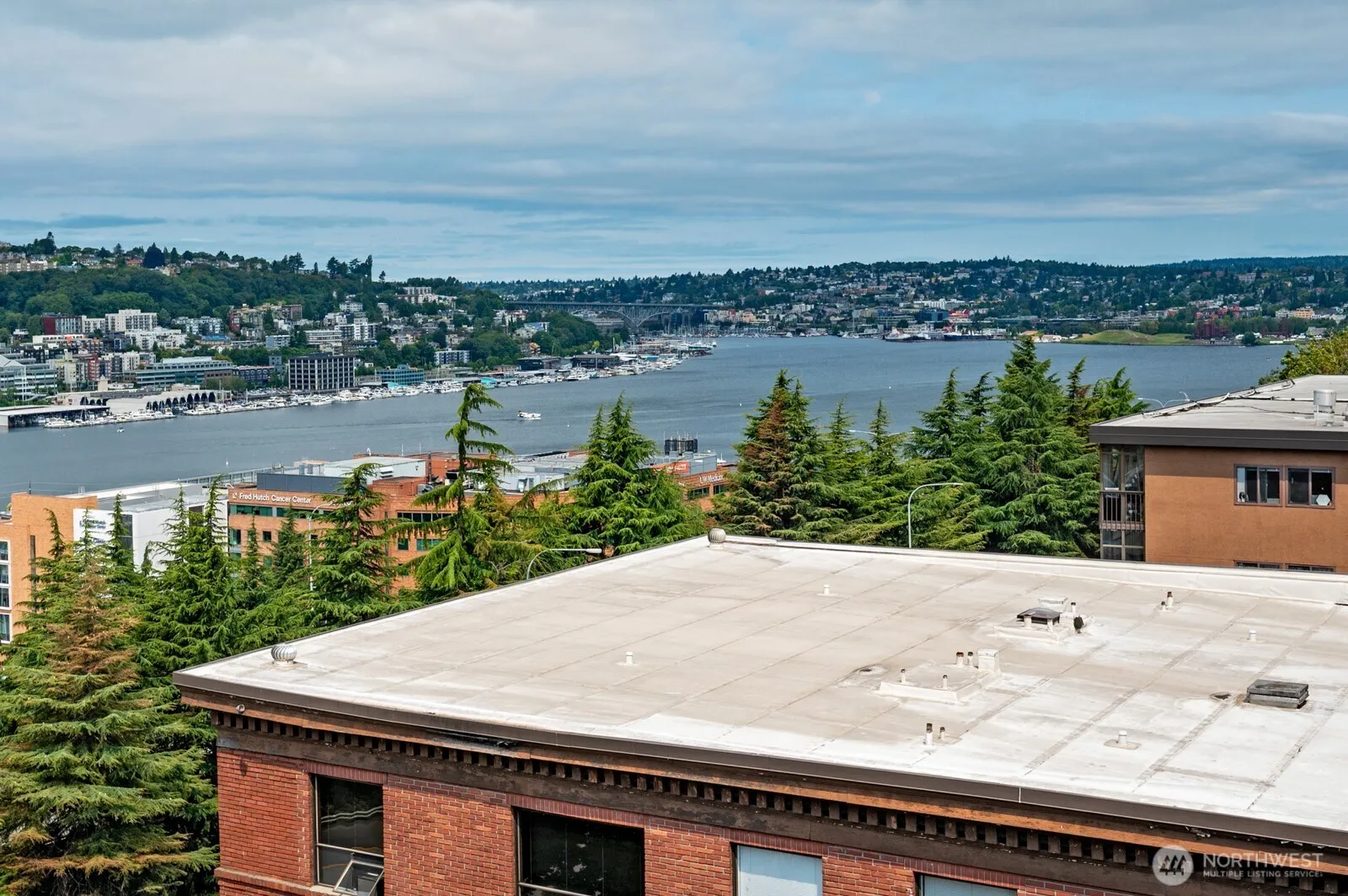 Property photo for 530 Melrose Avenue E #605, Seattle photo 5