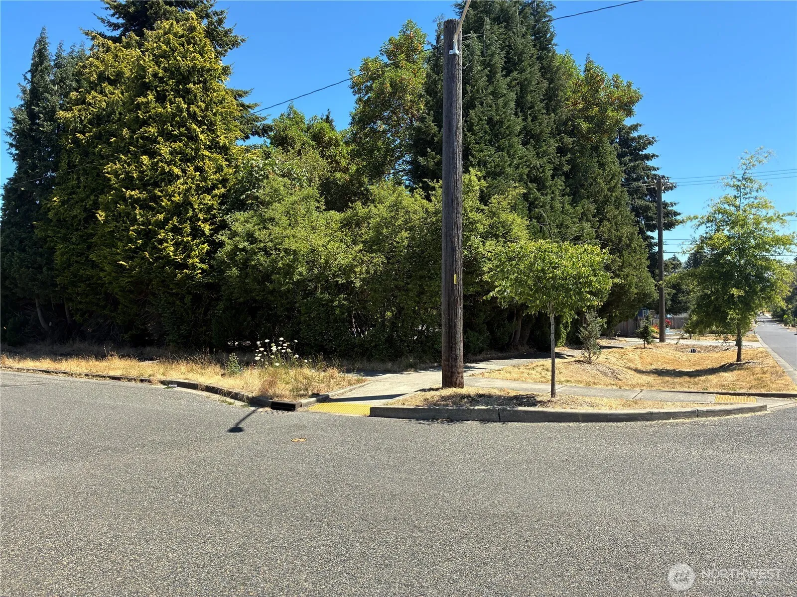 Property photo for 3857 E Spokane Street, Tacoma photo 3