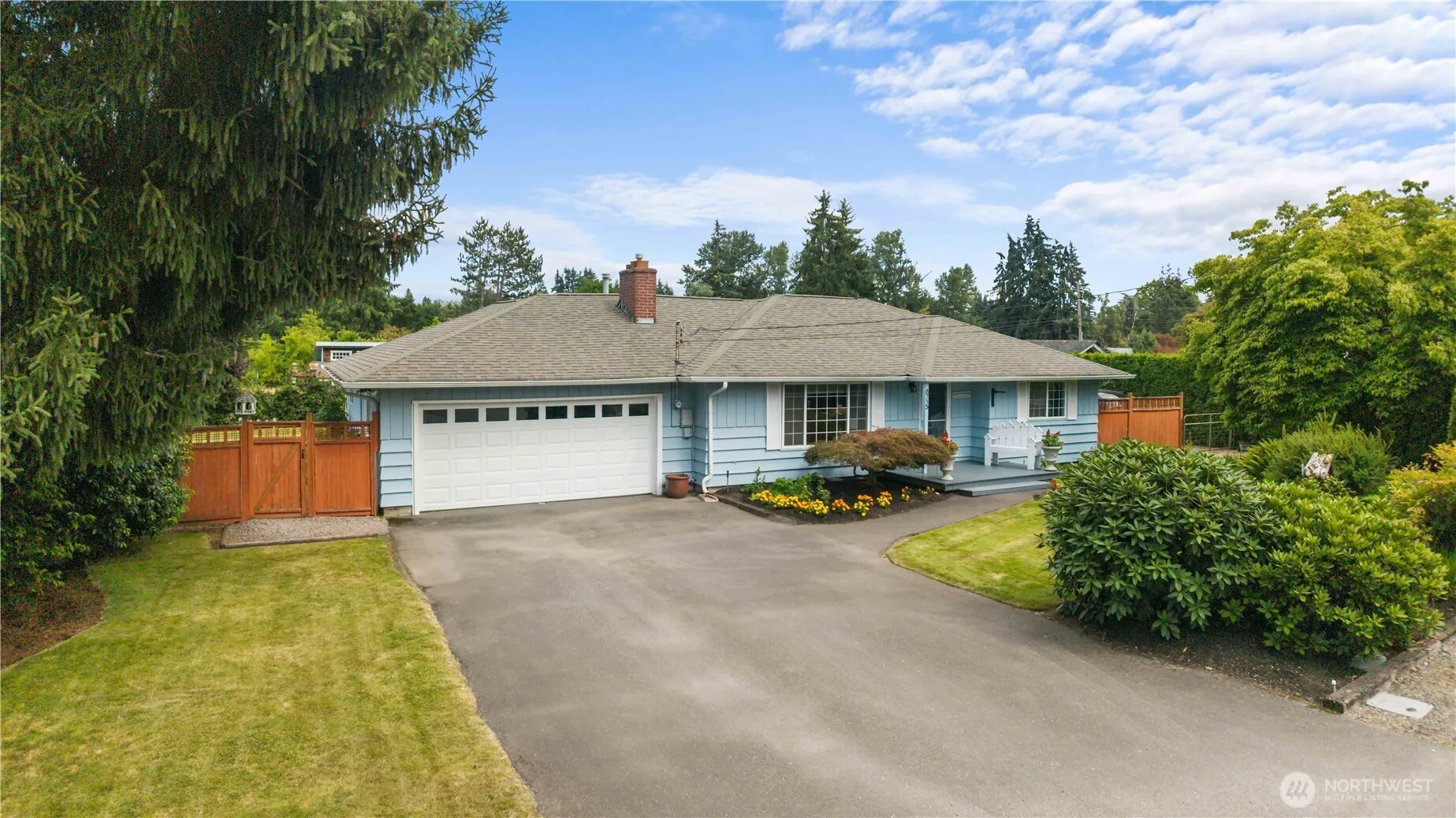 Property photo for 8715 18th Avenue E, Tacoma photo 2