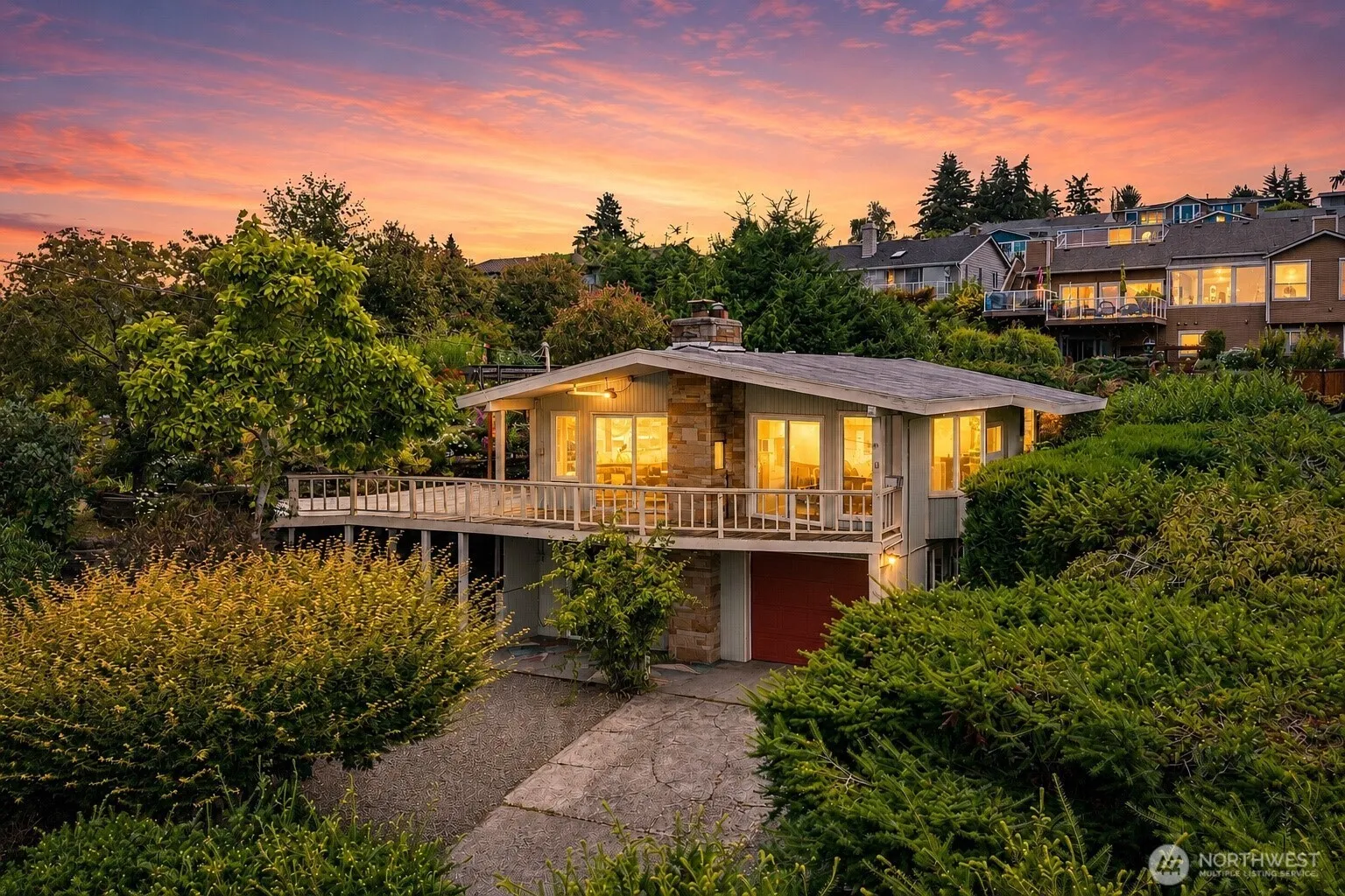 Property photo for 6107 Hawthorne Terrace Ne, Tacoma