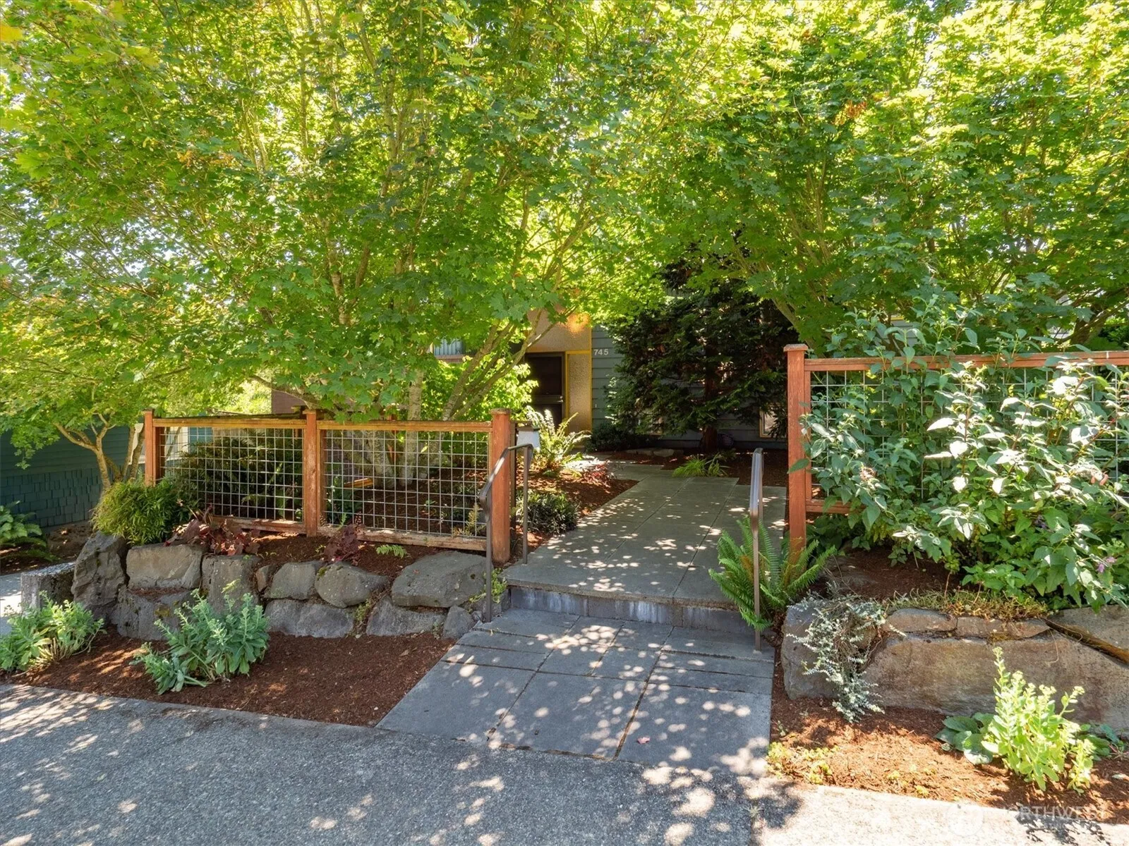 Property photo for 745 N 97th Street, Seattle photo 2