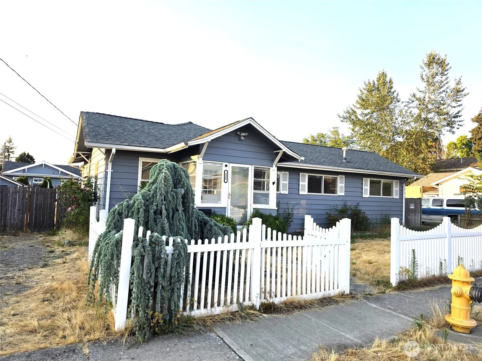 Property photo for 225 14th Street Se, Auburn
