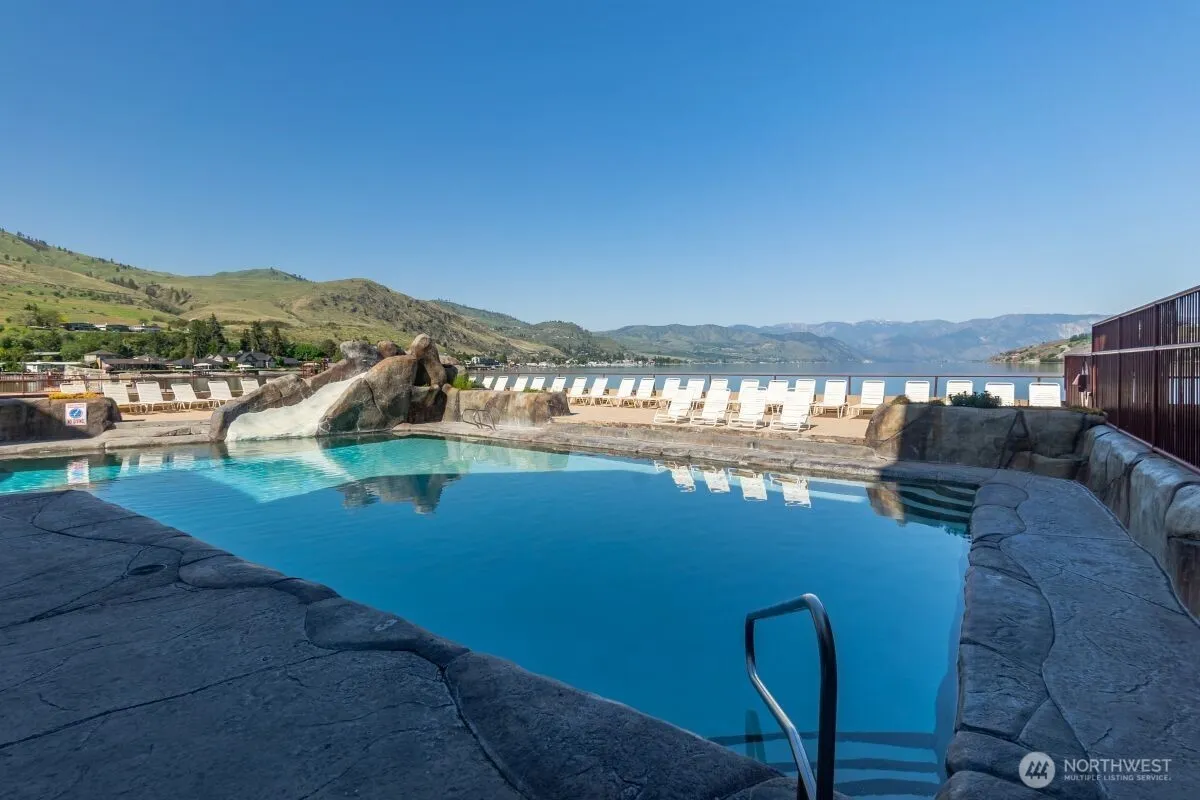 Property photo for 322 W Woodin Avenue #713, Chelan photo 4