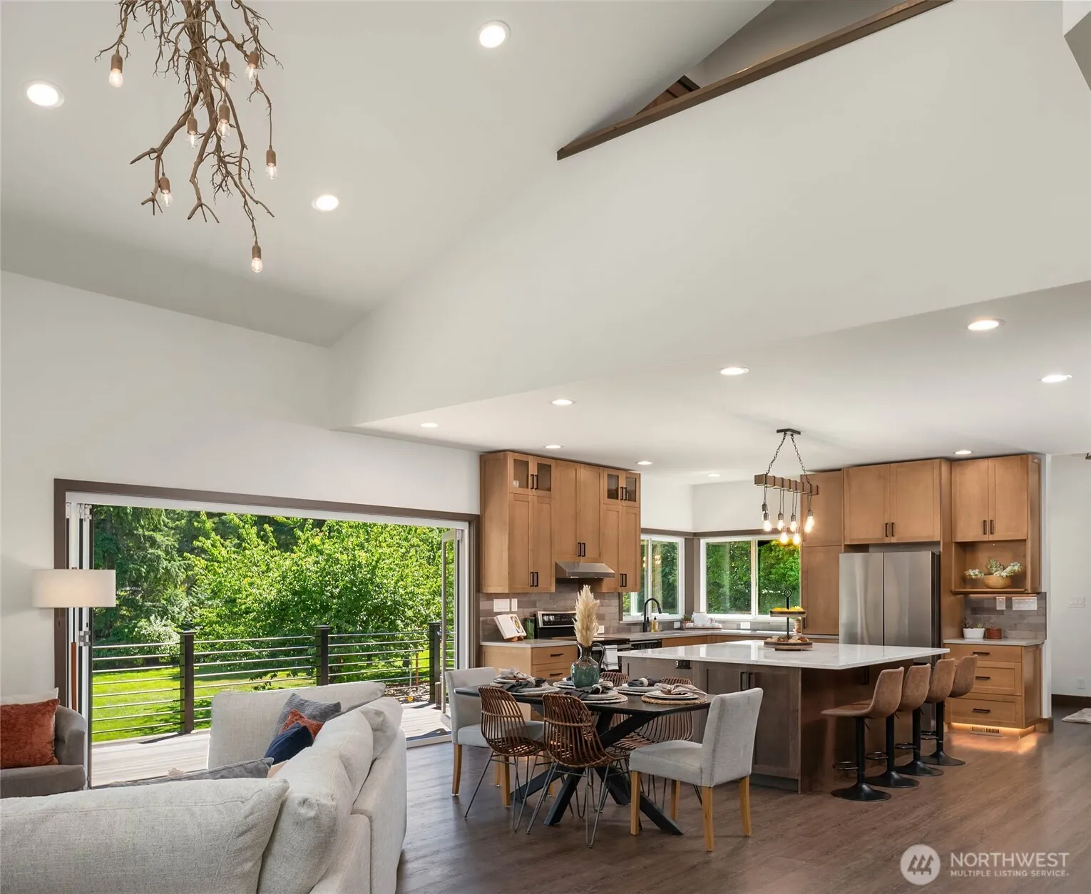 Property photo for 17420 174th Avenue Ne, Woodinville photo 5