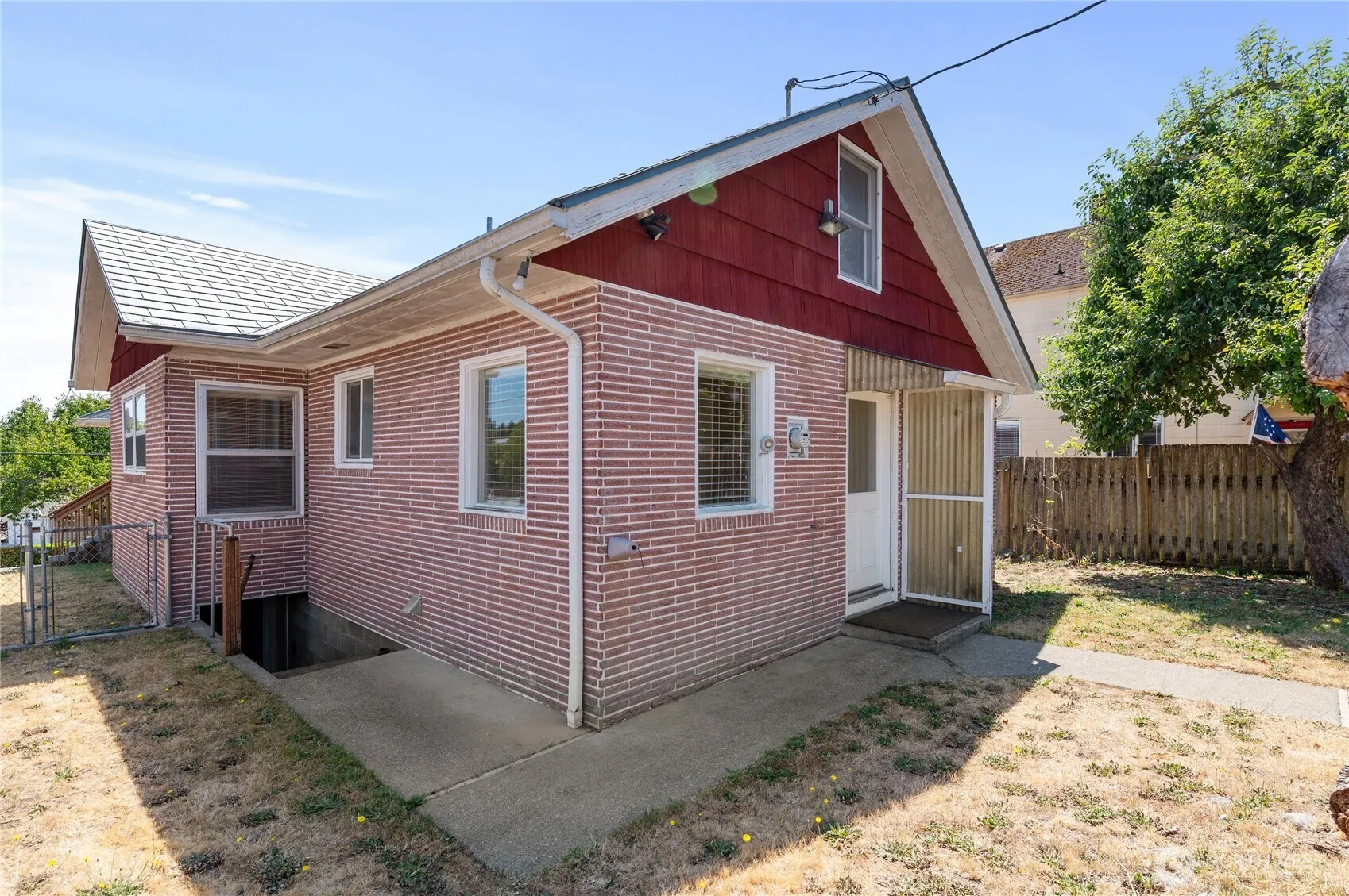 Property photo for 1311 Park Avenue, Bremerton photo 3