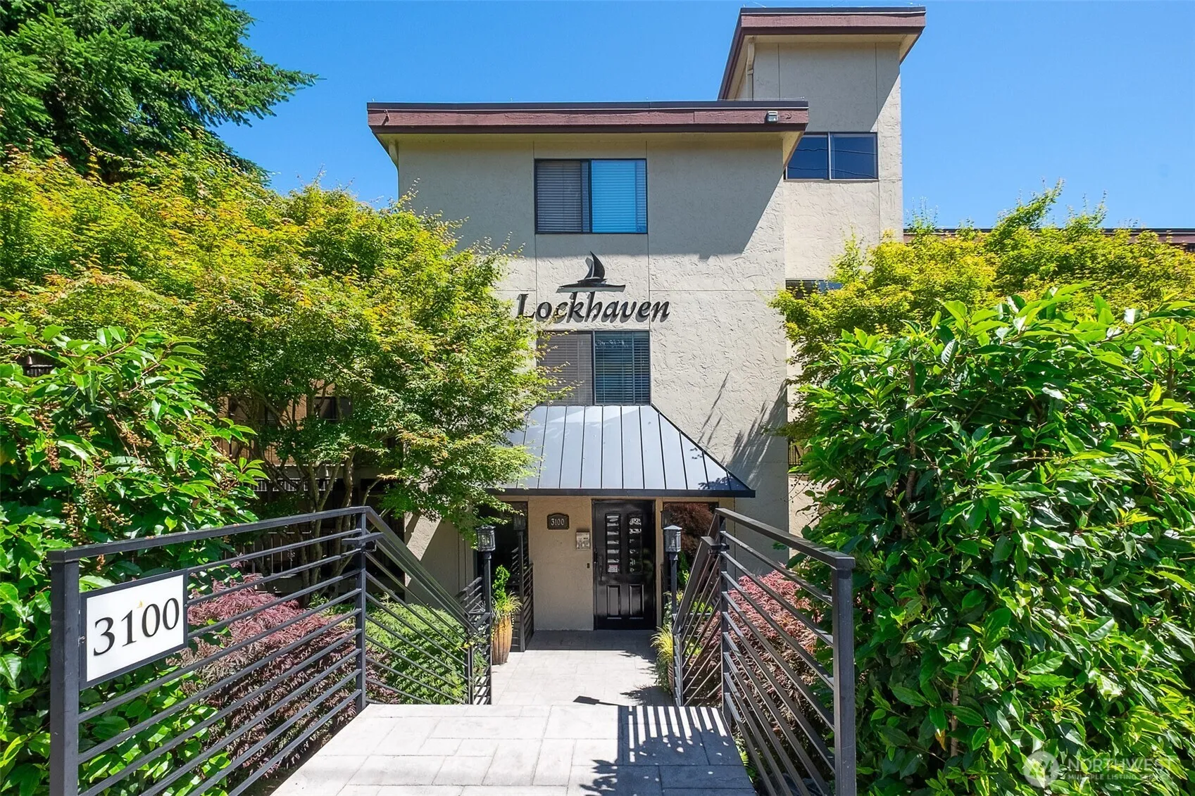 Property photo for 3100 W Commodore Way #305, Seattle photo 3