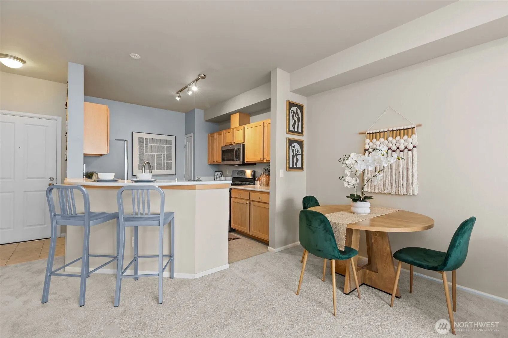 Property photo for 560 225th Lane Ne #b202, Sammamish photo 5