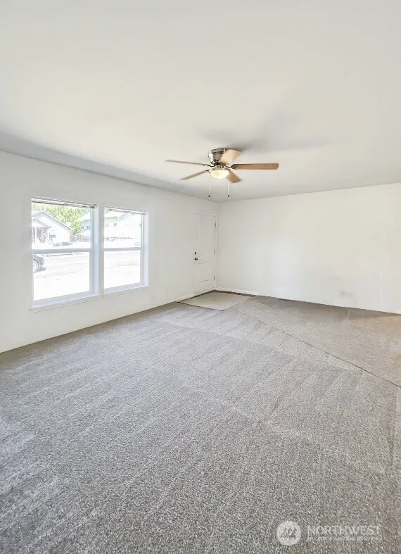 Property photo for 1603 Park Avenue, Raymond photo 3