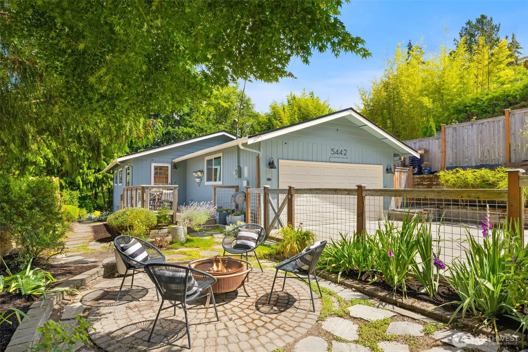 Property photo for 5442 30th Avenue Sw, Seattle photo 2
