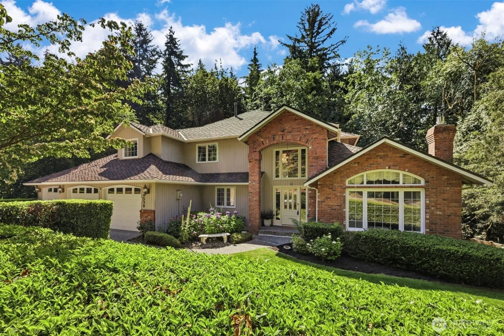 Property photo for 14330 178th Lane Ne, Woodinville photo 2